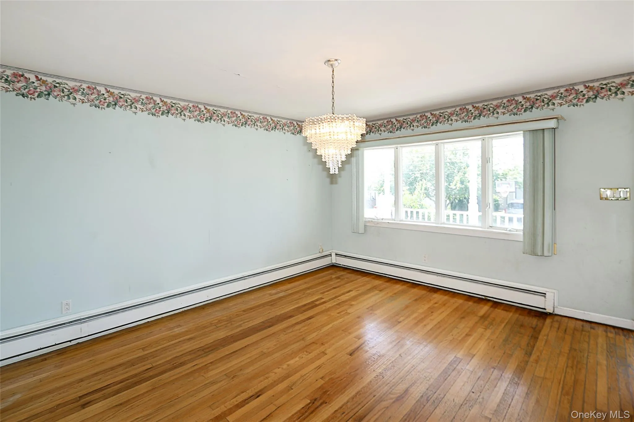 20 Clearwater Road, Babylon, NY, 4 Bedrooms Bedrooms, 7 Rooms Rooms,2 BathroomsBathrooms,Residential,For Rent,Clearwater,0,1013669 20 Clearwater Road, Babylon, NY, 4 Bedrooms Bedrooms, 7 Rooms Rooms,2 BathroomsBathrooms,Residential,For Rent,Clearwater,0,1013669