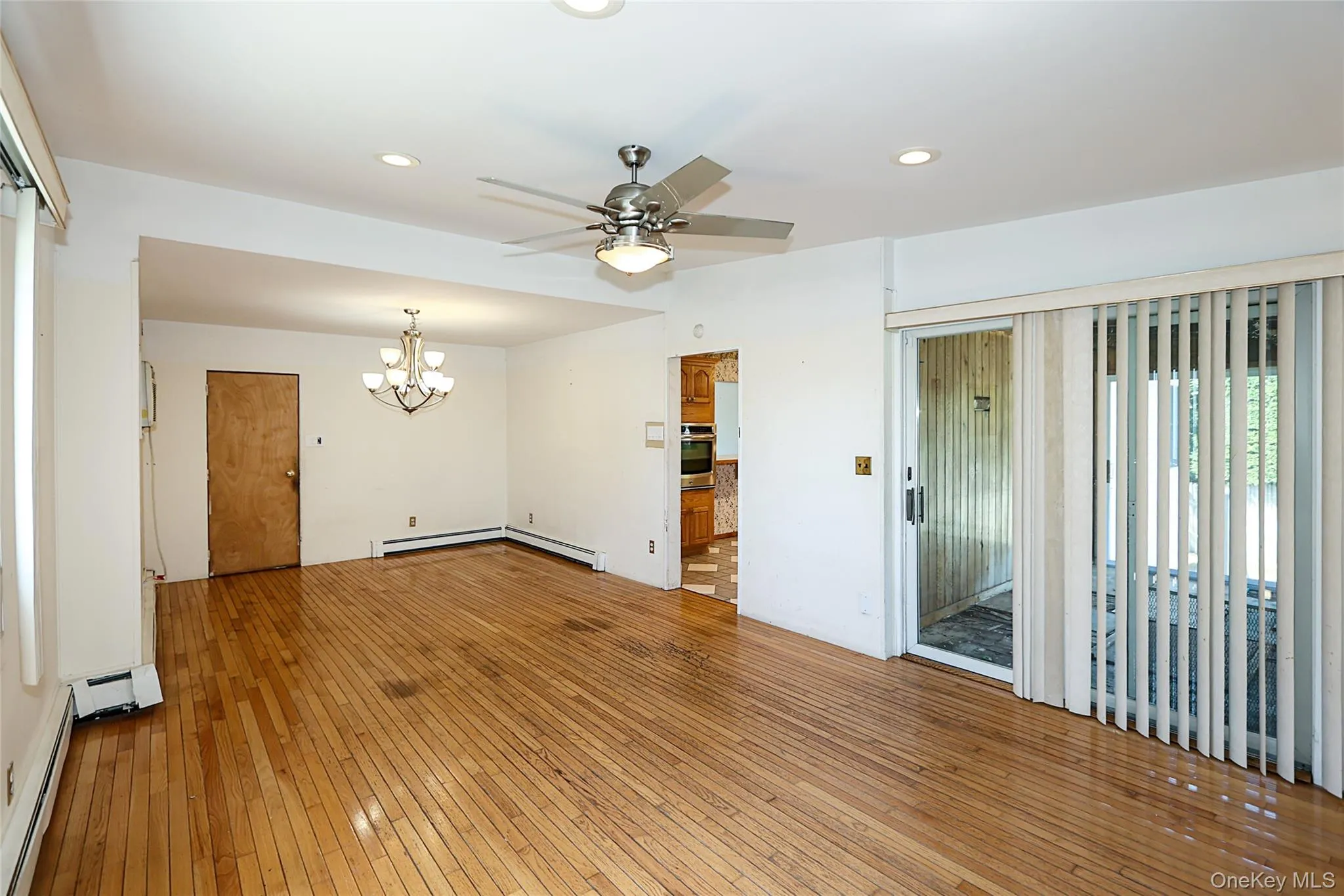 20 Clearwater Road, Babylon, NY, 4 Bedrooms Bedrooms, 7 Rooms Rooms,2 BathroomsBathrooms,Residential,For Rent,Clearwater,0,1013669 20 Clearwater Road, Babylon, NY, 4 Bedrooms Bedrooms, 7 Rooms Rooms,2 BathroomsBathrooms,Residential,For Rent,Clearwater,0,1013669