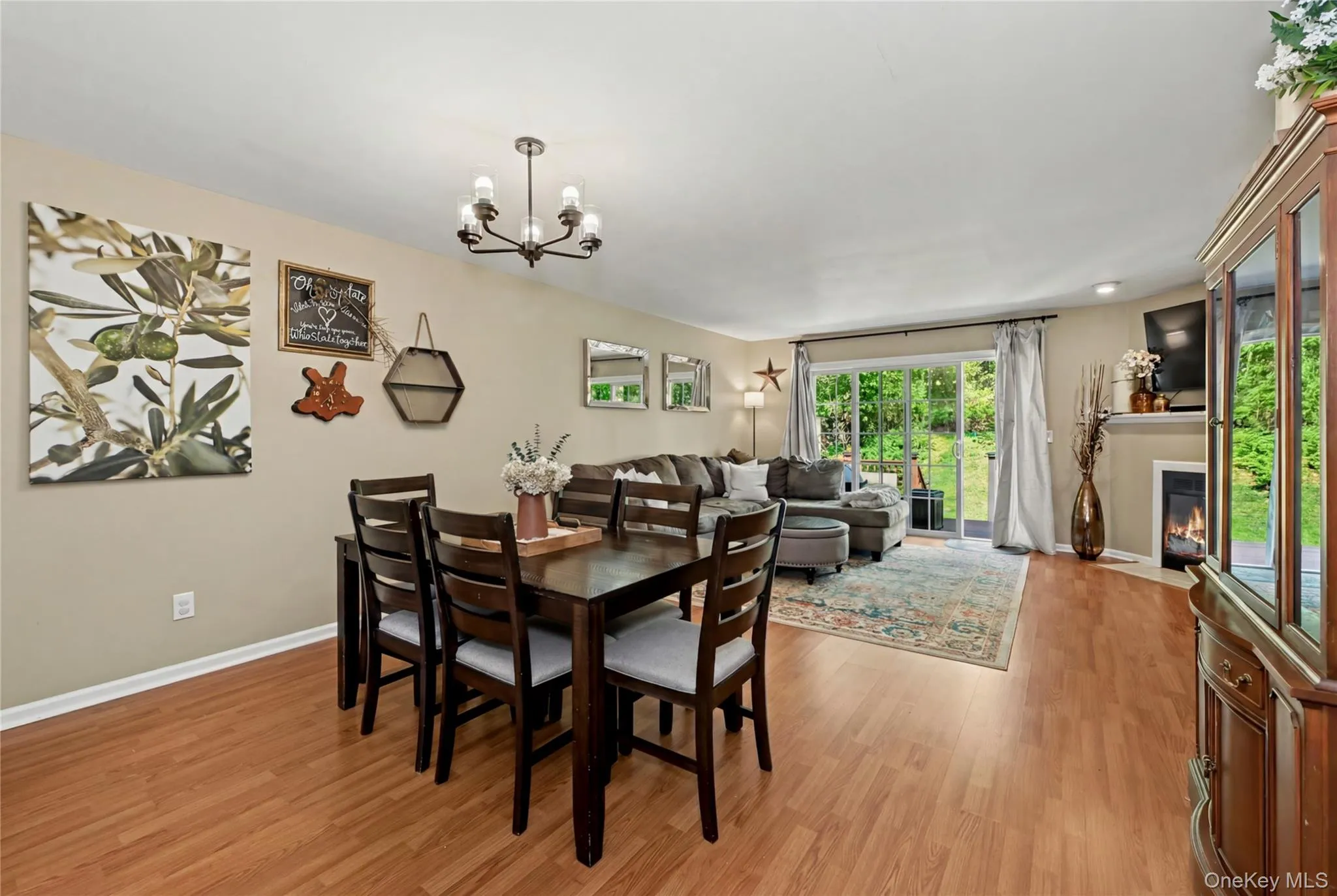 1205 Greystone Lane, Southeast, NY, 2 Bedrooms Bedrooms, 6 Rooms Rooms,2 BathroomsBathrooms,Residential,For Rent,Greystone,0,1013670 1205 Greystone Lane, Southeast, NY, 2 Bedrooms Bedrooms, 6 Rooms Rooms,2 BathroomsBathrooms,Residential,For Rent,Greystone,0,1013670