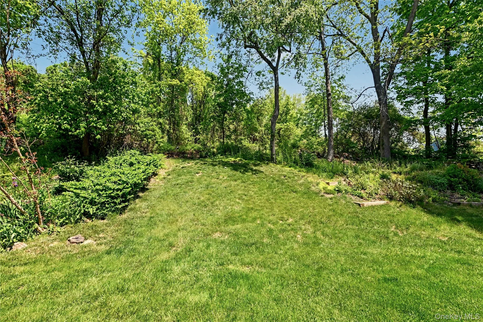 1205 Greystone Lane, Southeast, NY, 2 Bedrooms Bedrooms, 6 Rooms Rooms,2 BathroomsBathrooms,Residential,For Rent,Greystone,0,1013670 1205 Greystone Lane, Southeast, NY, 2 Bedrooms Bedrooms, 6 Rooms Rooms,2 BathroomsBathrooms,Residential,For Rent,Greystone,0,1013670