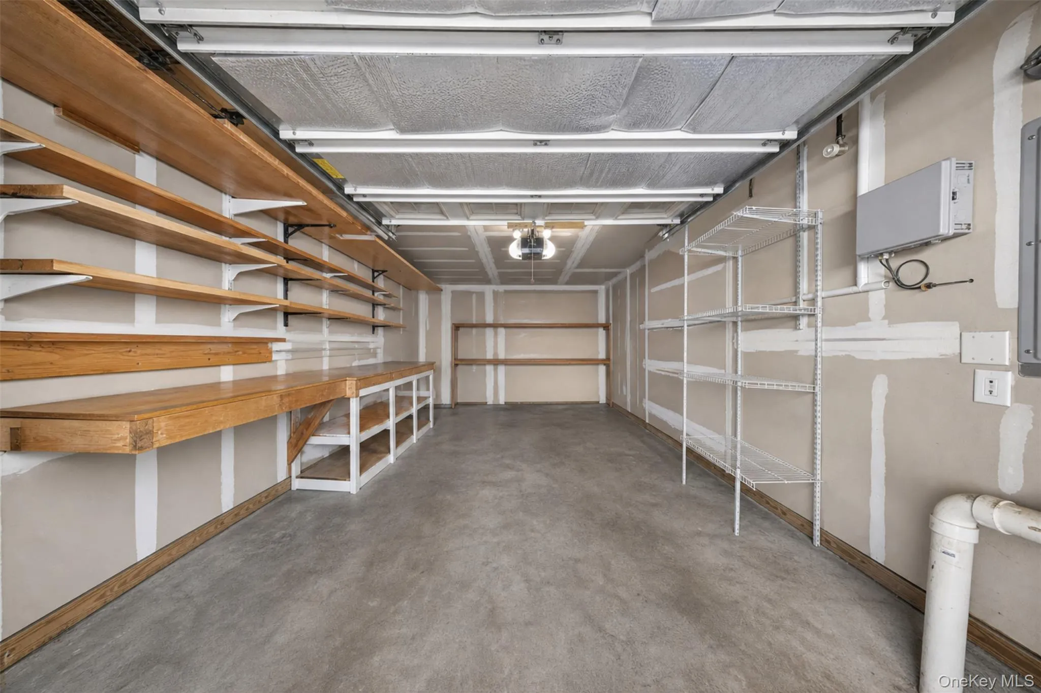330 Maple Avenue, Hempstead, NY, 1 Bedroom Bedrooms, 4 Rooms Rooms,1 BathroomBathrooms,Residential,For Rent,Maple,0,1013672 330 Maple Avenue, Hempstead, NY, 1 Bedroom Bedrooms, 4 Rooms Rooms,1 BathroomBathrooms,Residential,For Rent,Maple,0,1013672