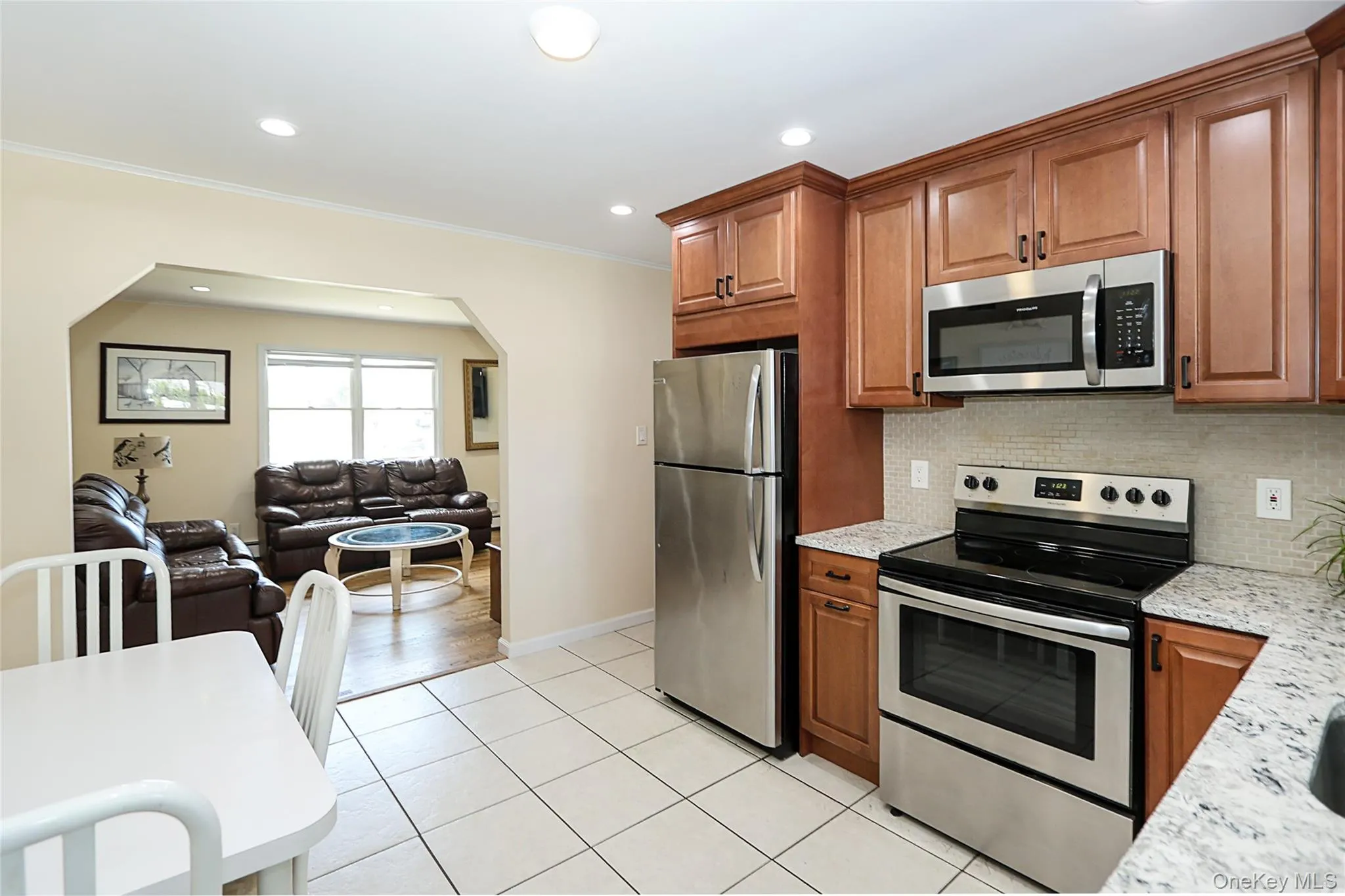 161 Arlyn Drive, Oyster Bay, NY, 6 Bedrooms Bedrooms, 11 Rooms Rooms,2 BathroomsBathrooms,Residential,For Rent,Arlyn,0,1013673 161 Arlyn Drive, Oyster Bay, NY, 6 Bedrooms Bedrooms, 11 Rooms Rooms,2 BathroomsBathrooms,Residential,For Rent,Arlyn,0,1013673