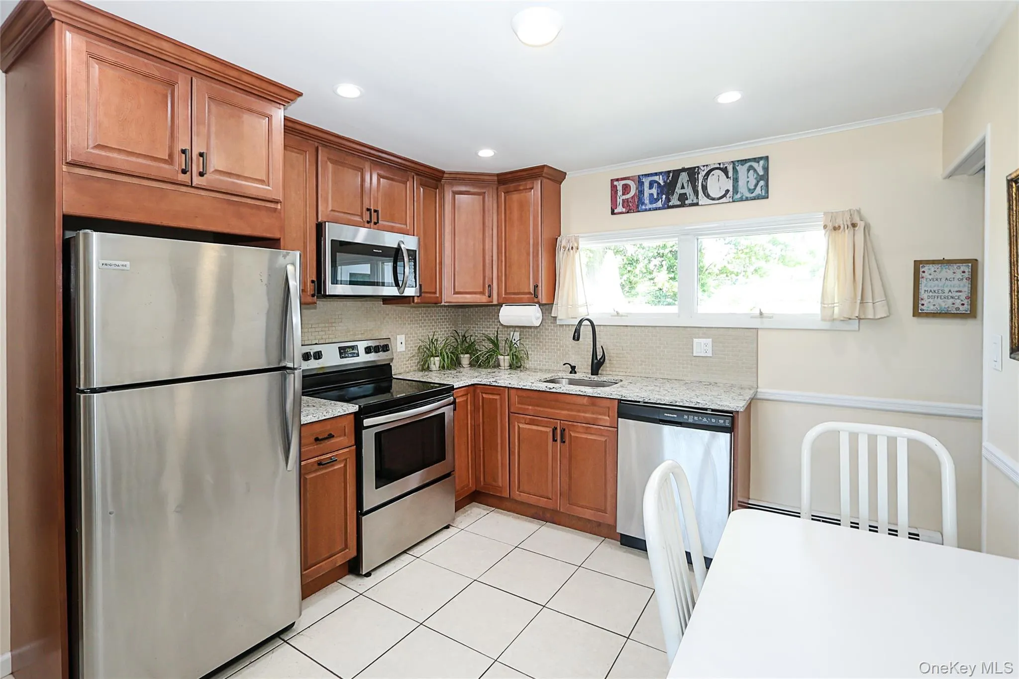 161 Arlyn Drive, Oyster Bay, NY, 6 Bedrooms Bedrooms, 11 Rooms Rooms,2 BathroomsBathrooms,Residential,For Rent,Arlyn,0,1013673 161 Arlyn Drive, Oyster Bay, NY, 6 Bedrooms Bedrooms, 11 Rooms Rooms,2 BathroomsBathrooms,Residential,For Rent,Arlyn,0,1013673