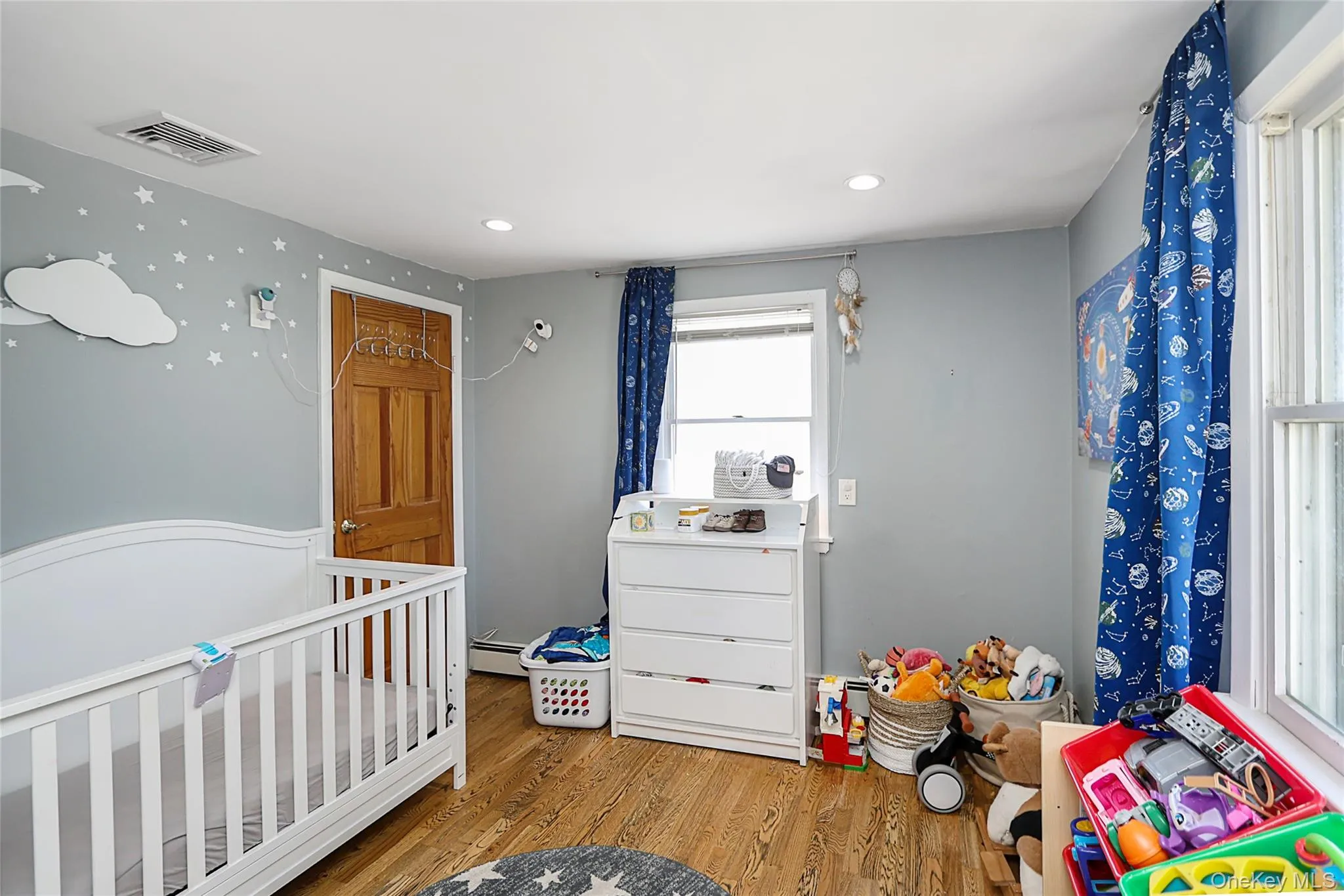 161 Arlyn Drive, Oyster Bay, NY, 6 Bedrooms Bedrooms, 11 Rooms Rooms,2 BathroomsBathrooms,Residential,For Rent,Arlyn,0,1013673 161 Arlyn Drive, Oyster Bay, NY, 6 Bedrooms Bedrooms, 11 Rooms Rooms,2 BathroomsBathrooms,Residential,For Rent,Arlyn,0,1013673
