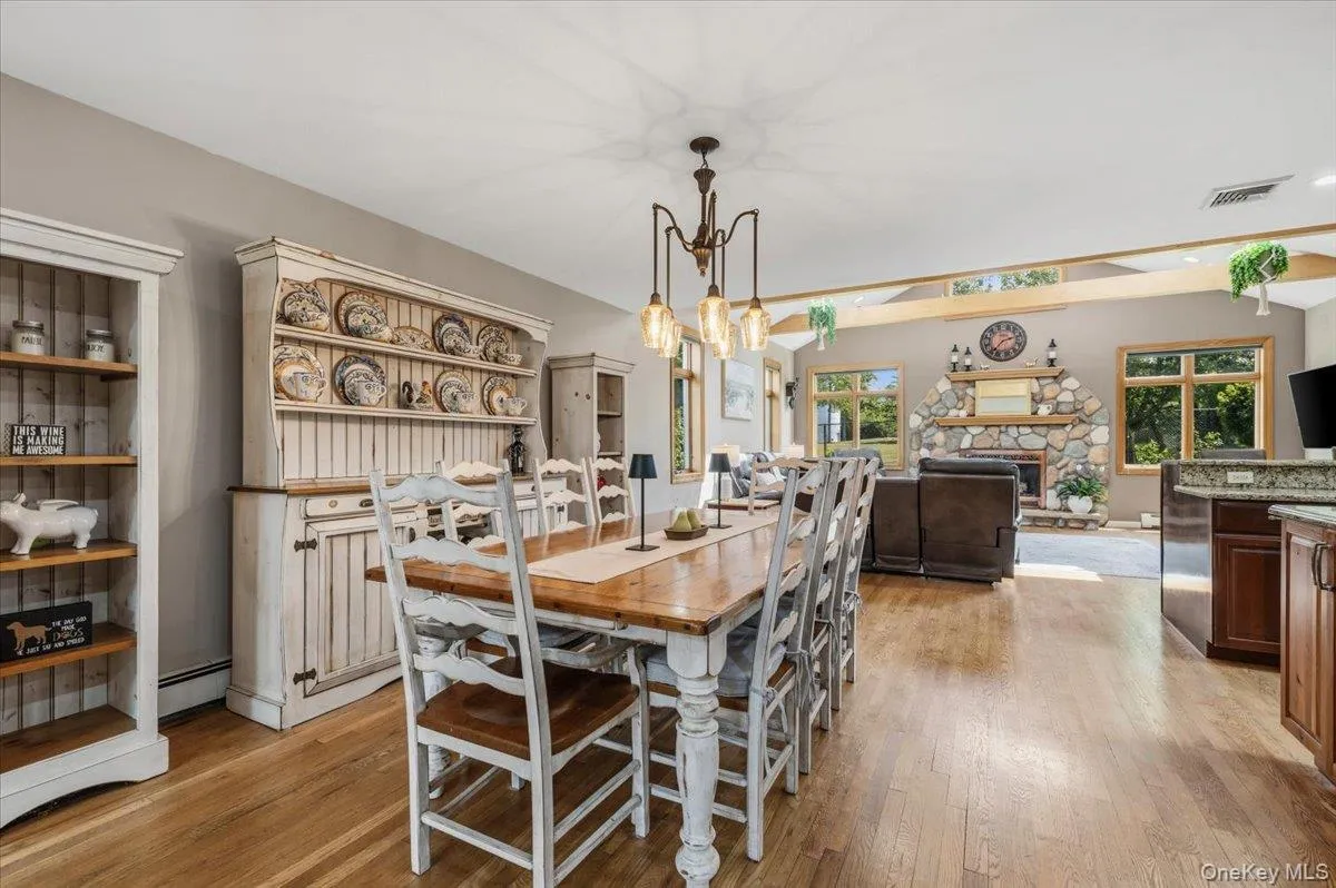 40 Sherman Drive, Oyster Bay, NY, 4 Bedrooms Bedrooms, 12 Rooms Rooms,3 BathroomsBathrooms,Residential,For Rent,Sherman,0,1013674 40 Sherman Drive, Oyster Bay, NY, 4 Bedrooms Bedrooms, 12 Rooms Rooms,3 BathroomsBathrooms,Residential,For Rent,Sherman,0,1013674