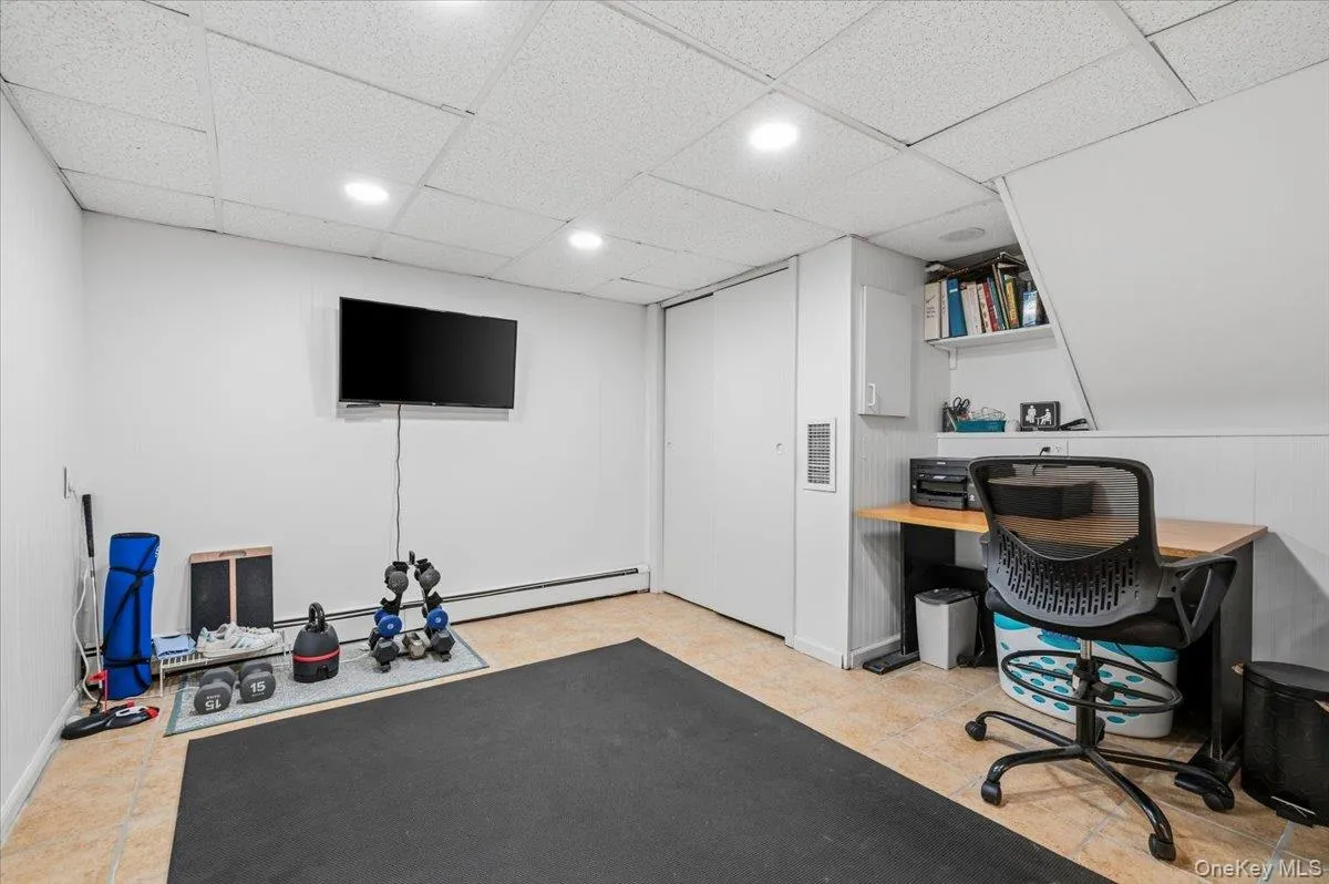 40 Sherman Drive, Oyster Bay, NY, 4 Bedrooms Bedrooms, 12 Rooms Rooms,3 BathroomsBathrooms,Residential,For Rent,Sherman,0,1013674 40 Sherman Drive, Oyster Bay, NY, 4 Bedrooms Bedrooms, 12 Rooms Rooms,3 BathroomsBathrooms,Residential,For Rent,Sherman,0,1013674