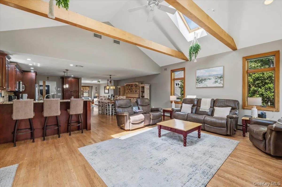40 Sherman Drive, Oyster Bay, NY, 4 Bedrooms Bedrooms, 12 Rooms Rooms,3 BathroomsBathrooms,Residential,For Rent,Sherman,0,1013674 40 Sherman Drive, Oyster Bay, NY, 4 Bedrooms Bedrooms, 12 Rooms Rooms,3 BathroomsBathrooms,Residential,For Rent,Sherman,0,1013674