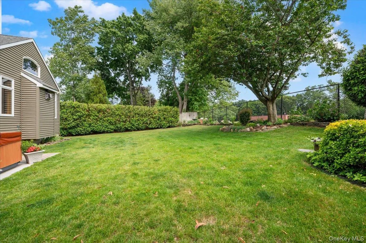 40 Sherman Drive, Oyster Bay, NY, 4 Bedrooms Bedrooms, 12 Rooms Rooms,3 BathroomsBathrooms,Residential,For Rent,Sherman,0,1013674 40 Sherman Drive, Oyster Bay, NY, 4 Bedrooms Bedrooms, 12 Rooms Rooms,3 BathroomsBathrooms,Residential,For Rent,Sherman,0,1013674