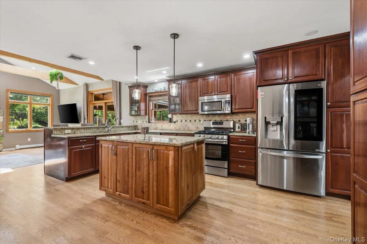 40 Sherman Drive, Oyster Bay, NY, 4 Bedrooms Bedrooms, 12 Rooms Rooms,3 BathroomsBathrooms,Residential,For Rent,Sherman,0,1013674 40 Sherman Drive, Oyster Bay, NY, 4 Bedrooms Bedrooms, 12 Rooms Rooms,3 BathroomsBathrooms,Residential,For Rent,Sherman,0,1013674