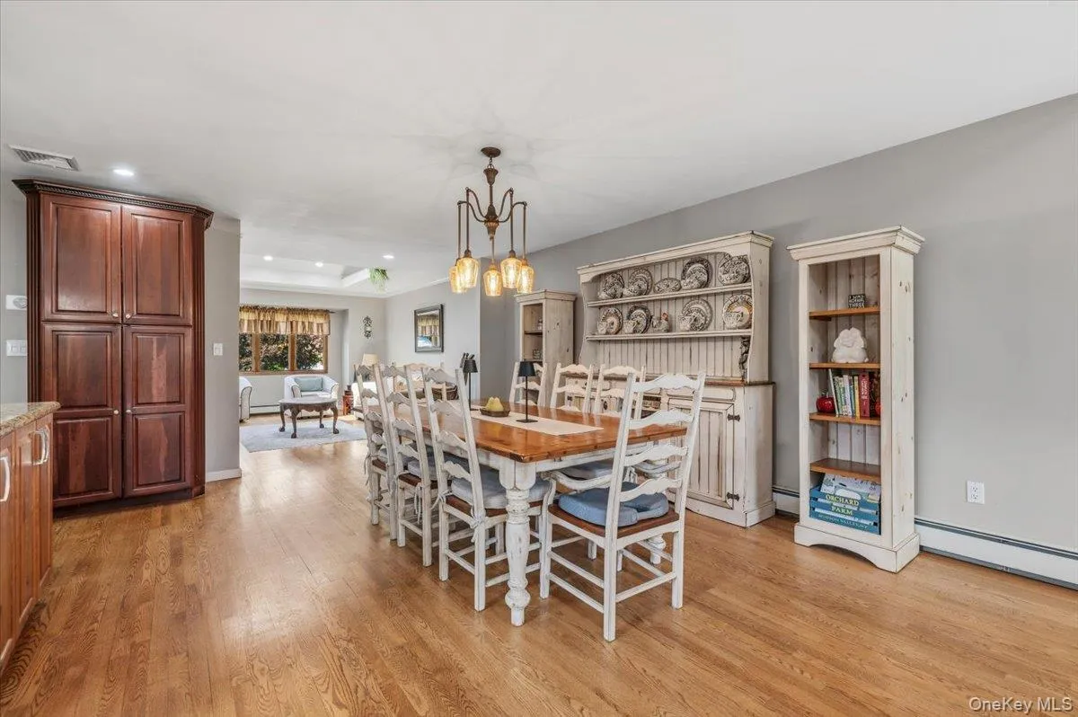 40 Sherman Drive, Oyster Bay, NY, 4 Bedrooms Bedrooms, 12 Rooms Rooms,3 BathroomsBathrooms,Residential,For Rent,Sherman,0,1013674 40 Sherman Drive, Oyster Bay, NY, 4 Bedrooms Bedrooms, 12 Rooms Rooms,3 BathroomsBathrooms,Residential,For Rent,Sherman,0,1013674