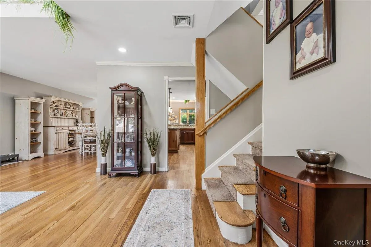 40 Sherman Drive, Oyster Bay, NY, 4 Bedrooms Bedrooms, 12 Rooms Rooms,3 BathroomsBathrooms,Residential,For Rent,Sherman,0,1013674 40 Sherman Drive, Oyster Bay, NY, 4 Bedrooms Bedrooms, 12 Rooms Rooms,3 BathroomsBathrooms,Residential,For Rent,Sherman,0,1013674
