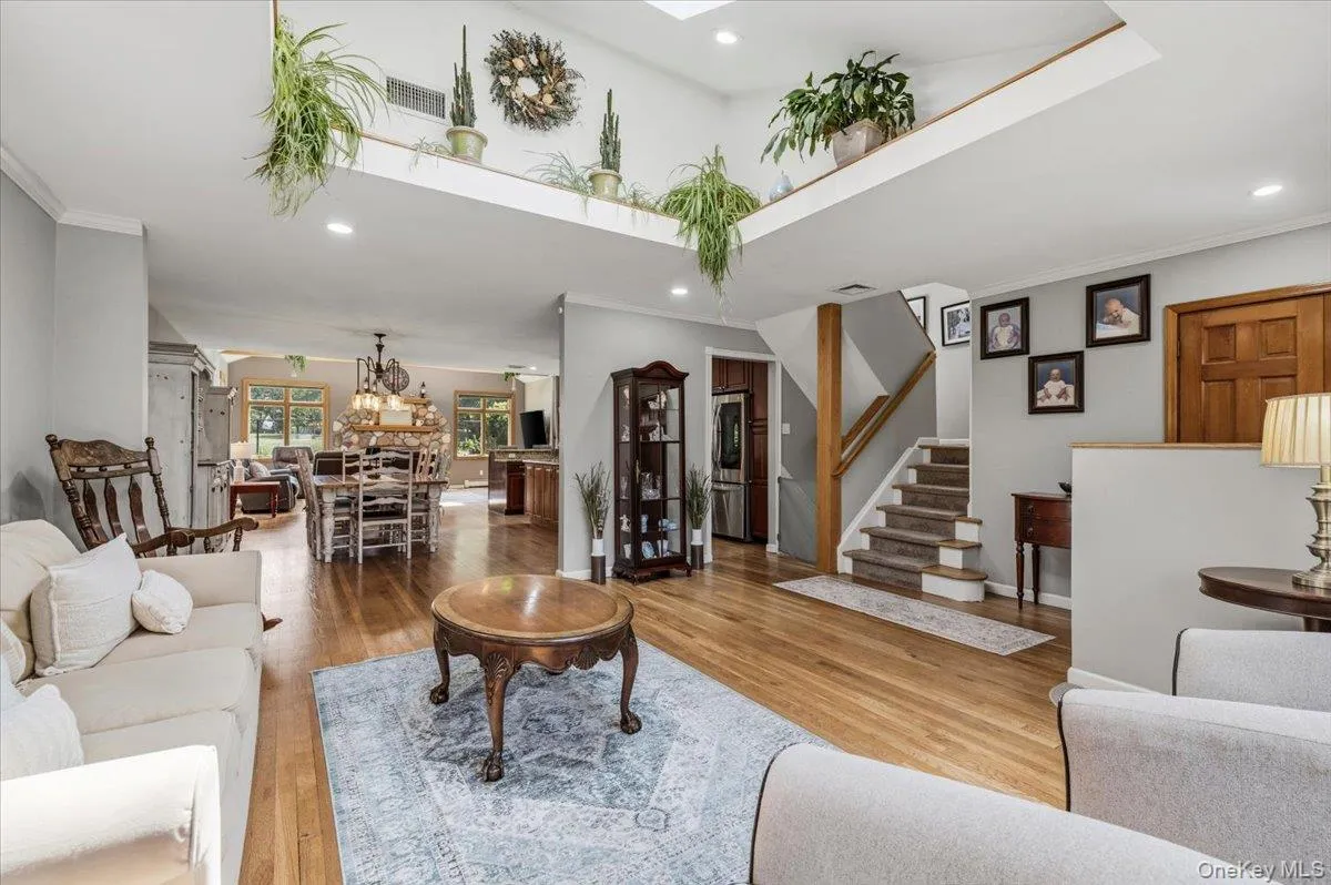 40 Sherman Drive, Oyster Bay, NY, 4 Bedrooms Bedrooms, 12 Rooms Rooms,3 BathroomsBathrooms,Residential,For Rent,Sherman,0,1013674 40 Sherman Drive, Oyster Bay, NY, 4 Bedrooms Bedrooms, 12 Rooms Rooms,3 BathroomsBathrooms,Residential,For Rent,Sherman,0,1013674