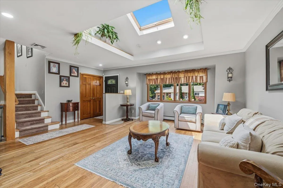 40 Sherman Drive, Oyster Bay, NY, 4 Bedrooms Bedrooms, 12 Rooms Rooms,3 BathroomsBathrooms,Residential,For Rent,Sherman,0,1013674 40 Sherman Drive, Oyster Bay, NY, 4 Bedrooms Bedrooms, 12 Rooms Rooms,3 BathroomsBathrooms,Residential,For Rent,Sherman,0,1013674