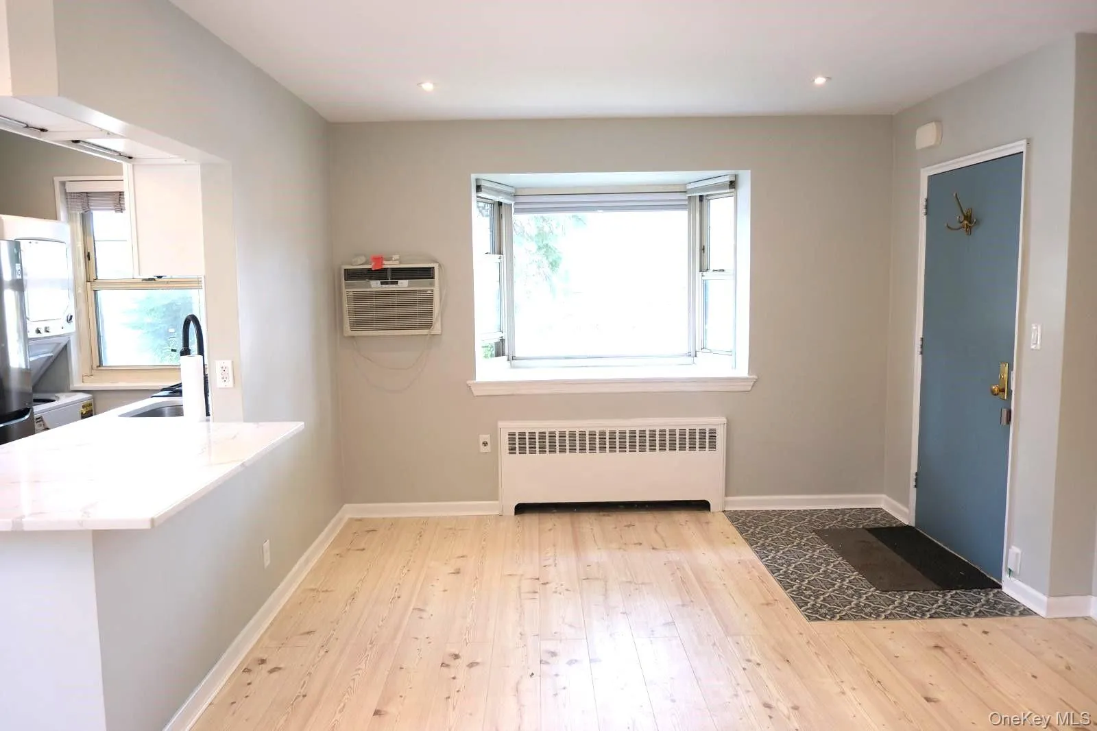 25102 60th Avenue, New York, NY, 1 Bedroom Bedrooms, 5 Rooms Rooms,1 BathroomBathrooms,Residential,For Rent,60th,0,1013676 25102 60th Avenue, New York, NY, 1 Bedroom Bedrooms, 5 Rooms Rooms,1 BathroomBathrooms,Residential,For Rent,60th,0,1013676