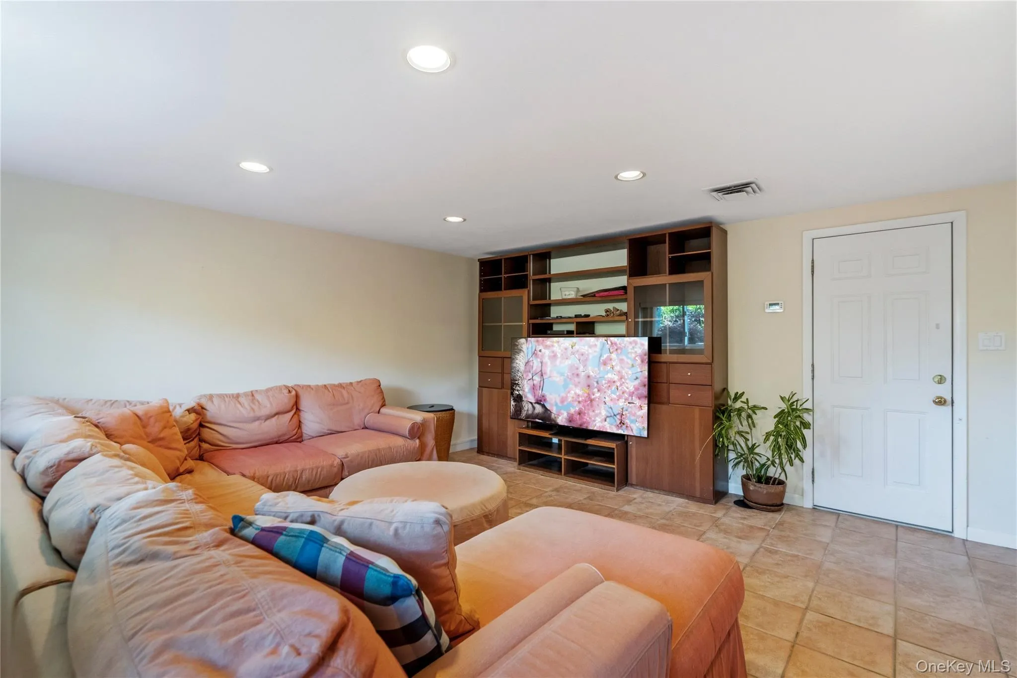 128 Atkinson Road, Hempstead, NY, 3 Bedrooms Bedrooms, 8 Rooms Rooms,2 BathroomsBathrooms,Residential,For Rent,Atkinson,0,1013677 128 Atkinson Road, Hempstead, NY, 3 Bedrooms Bedrooms, 8 Rooms Rooms,2 BathroomsBathrooms,Residential,For Rent,Atkinson,0,1013677