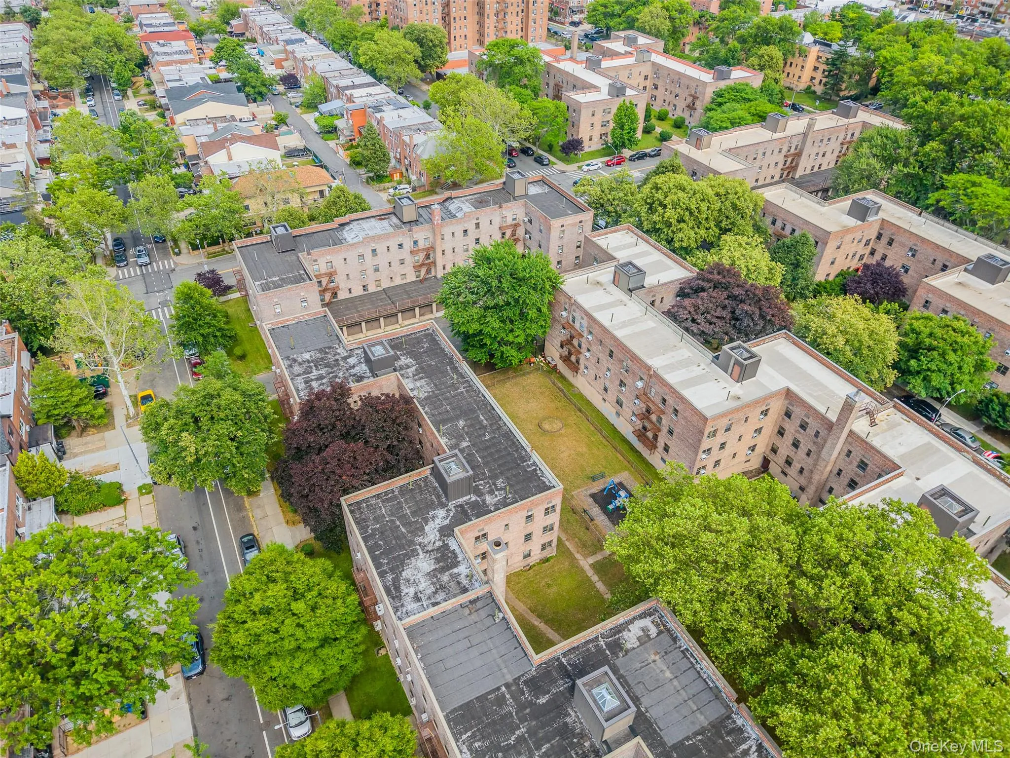 144-36 78th Avenue, New York, NY, 2 Bedrooms Bedrooms, 4 Rooms Rooms,1 BathroomBathrooms,Residential,For Rent,78th,0,1013687 144-36 78th Avenue, New York, NY, 2 Bedrooms Bedrooms, 4 Rooms Rooms,1 BathroomBathrooms,Residential,For Rent,78th,0,1013687