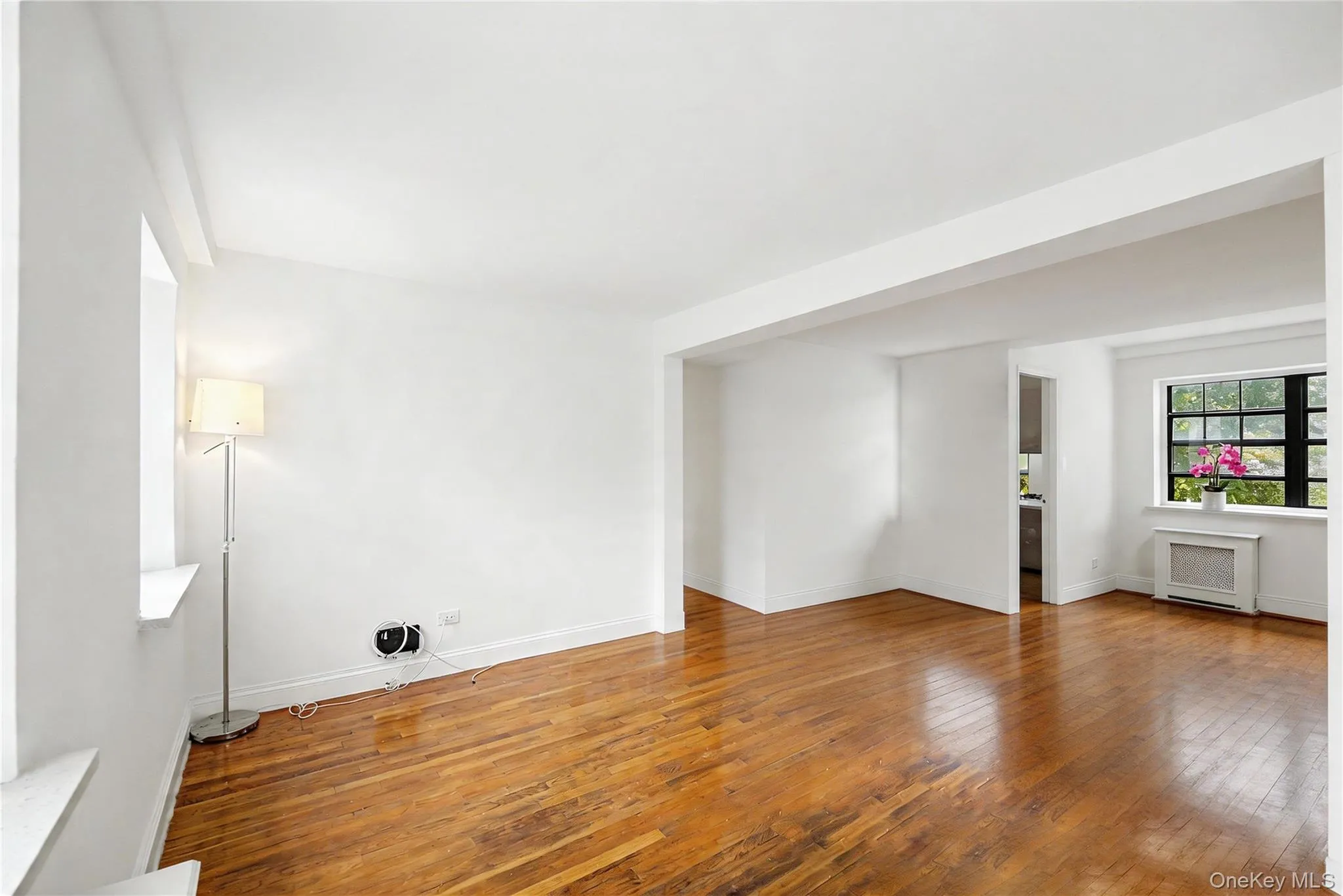 144-36 78th Avenue, New York, NY, 2 Bedrooms Bedrooms, 4 Rooms Rooms,1 BathroomBathrooms,Residential,For Rent,78th,0,1013687 144-36 78th Avenue, New York, NY, 2 Bedrooms Bedrooms, 4 Rooms Rooms,1 BathroomBathrooms,Residential,For Rent,78th,0,1013687