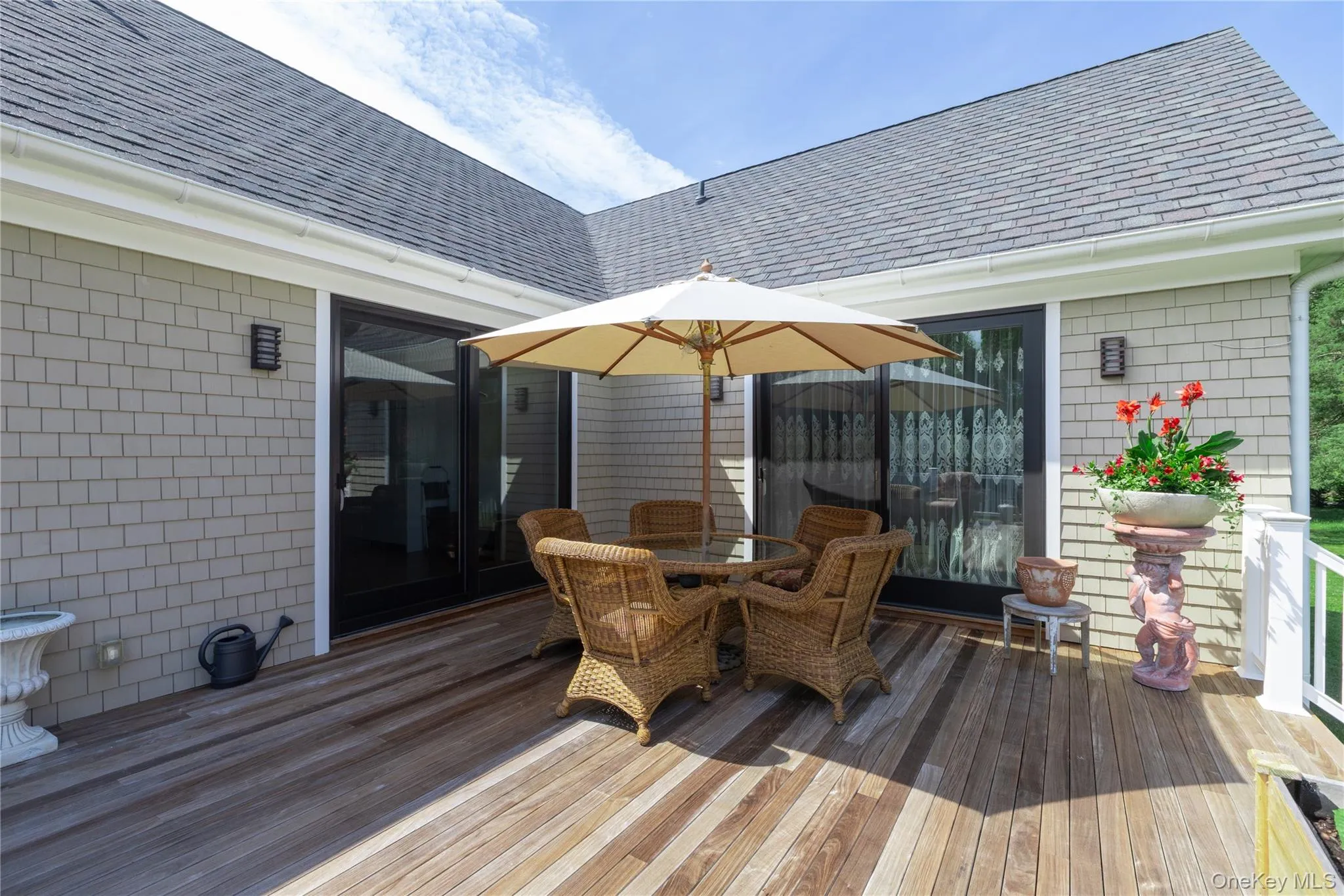 26 Tuthill Lane, Southampton, NY, 3 Bedrooms Bedrooms, 7 Rooms Rooms,3 BathroomsBathrooms,Residential,For Rent,Tuthill,0,1013688 26 Tuthill Lane, Southampton, NY, 3 Bedrooms Bedrooms, 7 Rooms Rooms,3 BathroomsBathrooms,Residential,For Rent,Tuthill,0,1013688