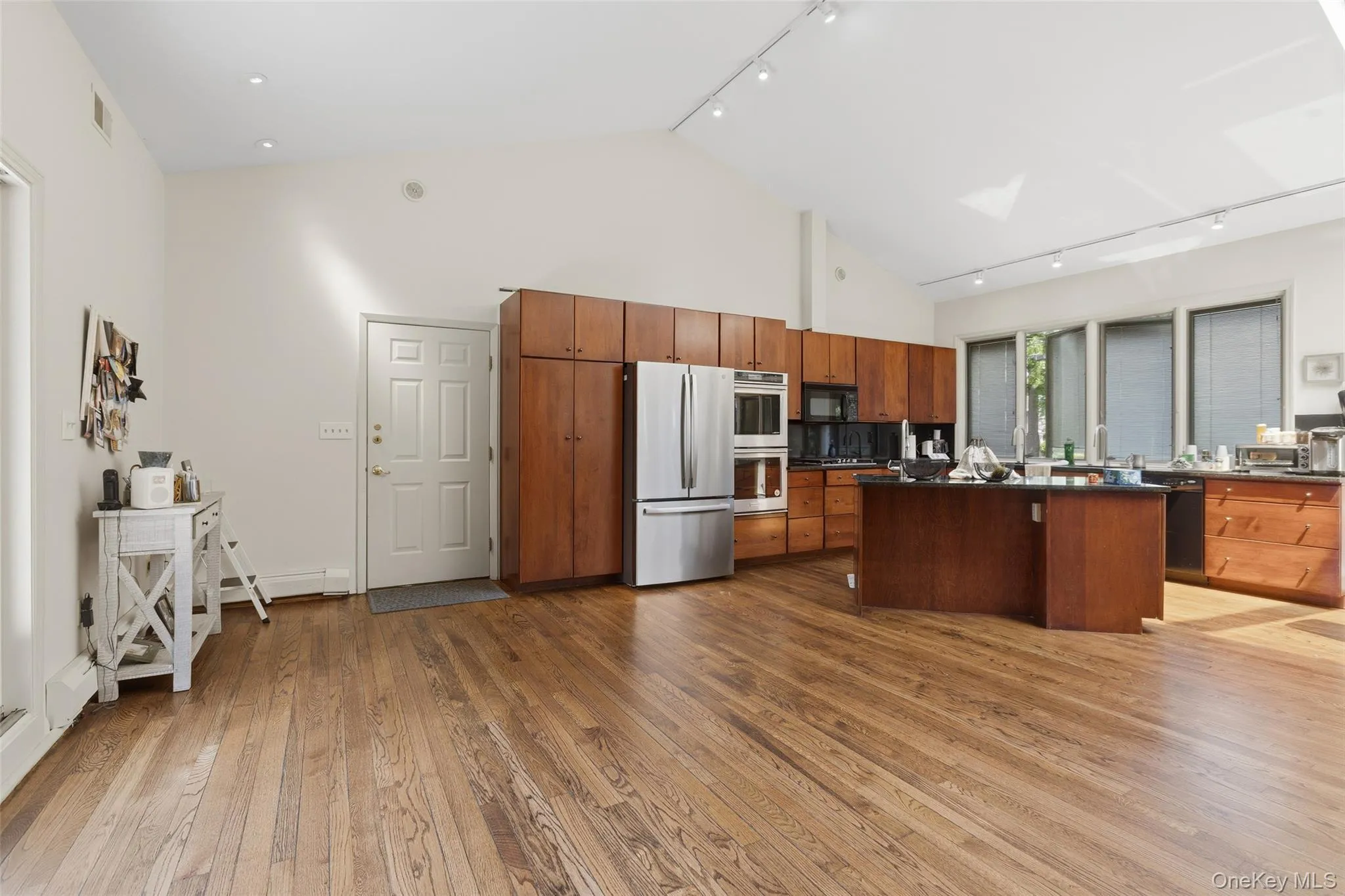 2 Ruth Court, Ramapo, NY, 6 Bedrooms Bedrooms, 11 Rooms Rooms,3 BathroomsBathrooms,Residential,For Rent,Ruth,0,1013690 2 Ruth Court, Ramapo, NY, 6 Bedrooms Bedrooms, 11 Rooms Rooms,3 BathroomsBathrooms,Residential,For Rent,Ruth,0,1013690