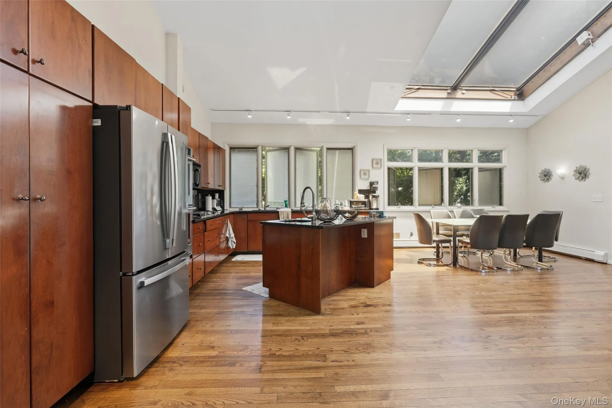 2 Ruth Court, Ramapo, NY, 6 Bedrooms Bedrooms, 11 Rooms Rooms,3 BathroomsBathrooms,Residential,For Rent,Ruth,0,1013690 2 Ruth Court, Ramapo, NY, 6 Bedrooms Bedrooms, 11 Rooms Rooms,3 BathroomsBathrooms,Residential,For Rent,Ruth,0,1013690