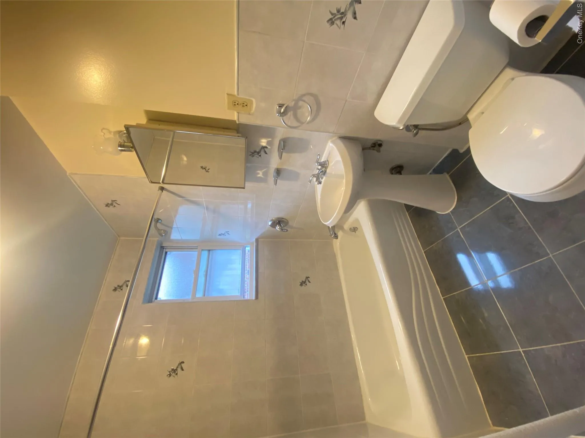 4145 47th Street, New York, NY, 2 Bedrooms Bedrooms, 5 Rooms Rooms,1 BathroomBathrooms,Residential Lease,For Rent,47th,0,1013691 4145 47th Street, New York, NY, 2 Bedrooms Bedrooms, 5 Rooms Rooms,1 BathroomBathrooms,Residential Lease,For Rent,47th,0,1013691