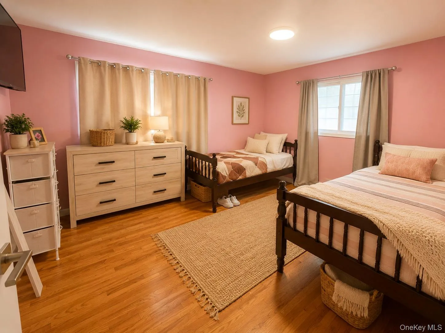 1 Hilltop Road, Clarkstown, NY, 5 Bedrooms Bedrooms, 8 Rooms Rooms,2 BathroomsBathrooms,Residential,For Rent,Hilltop,0,1013695 1 Hilltop Road, Clarkstown, NY, 5 Bedrooms Bedrooms, 8 Rooms Rooms,2 BathroomsBathrooms,Residential,For Rent,Hilltop,0,1013695