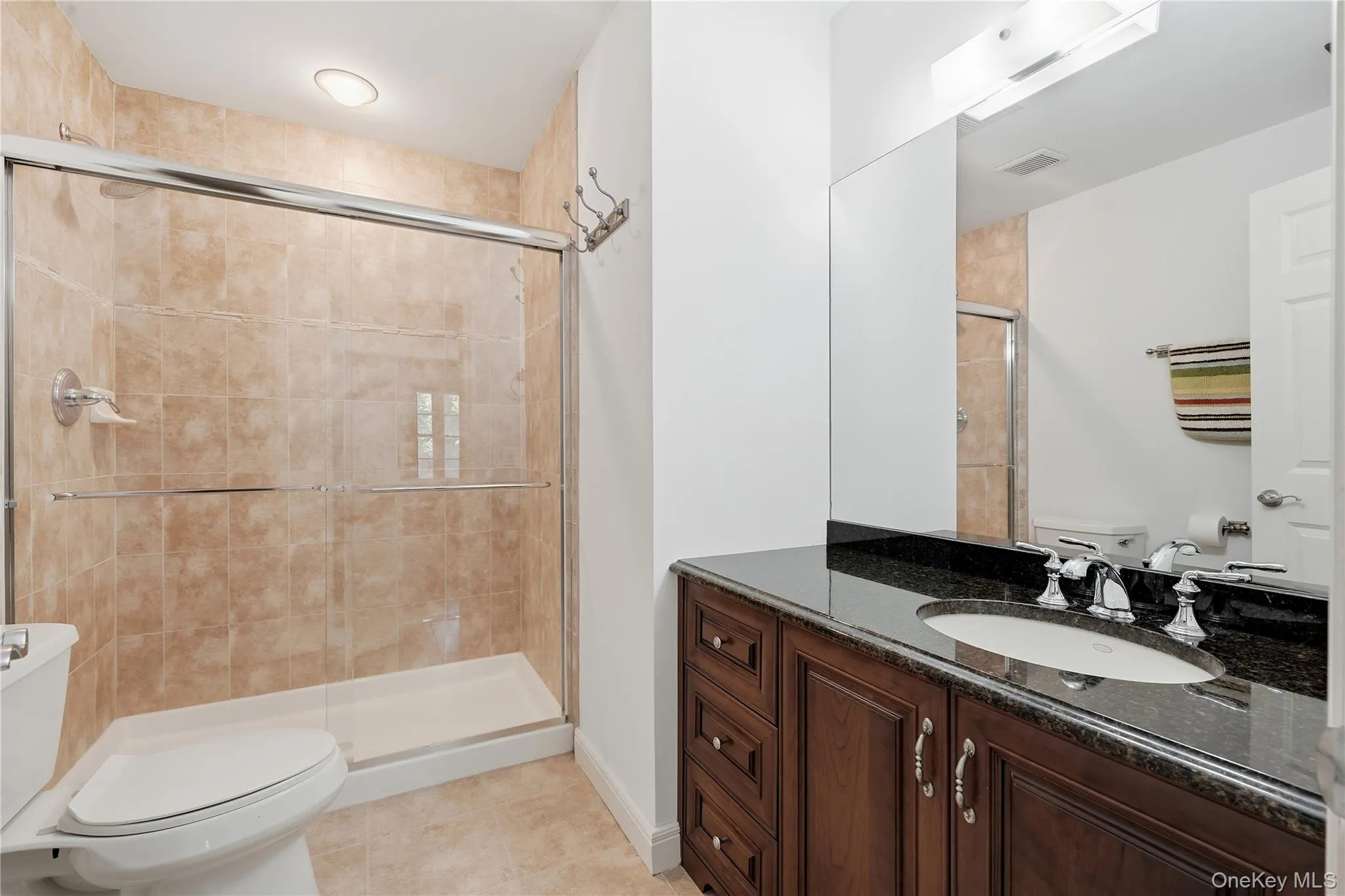 5 Daniels Way, Islip, NY, 3 Bedrooms Bedrooms, 7 Rooms Rooms,3 BathroomsBathrooms,Residential,For Rent,Daniels,0,1013697 5 Daniels Way, Islip, NY, 3 Bedrooms Bedrooms, 7 Rooms Rooms,3 BathroomsBathrooms,Residential,For Rent,Daniels,0,1013697