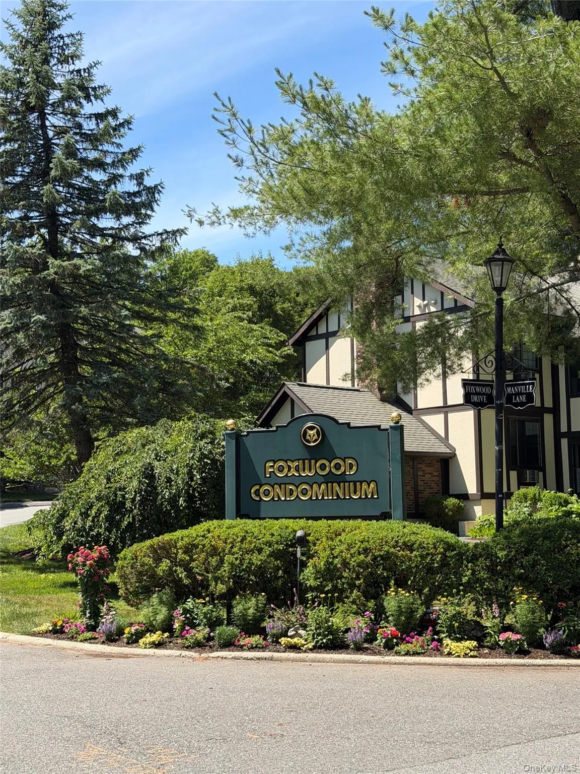 20 Foxwood Drive, Mount Pleasant, NY, 1 Bedroom Bedrooms, 5 Rooms Rooms,1 BathroomBathrooms,Residential,For Rent,Foxwood,0,KEY1013700 20 Foxwood Drive, Mount Pleasant, NY, 1 Bedroom Bedrooms, 5 Rooms Rooms,1 BathroomBathrooms,Residential,For Rent,Foxwood,0,KEY1013700