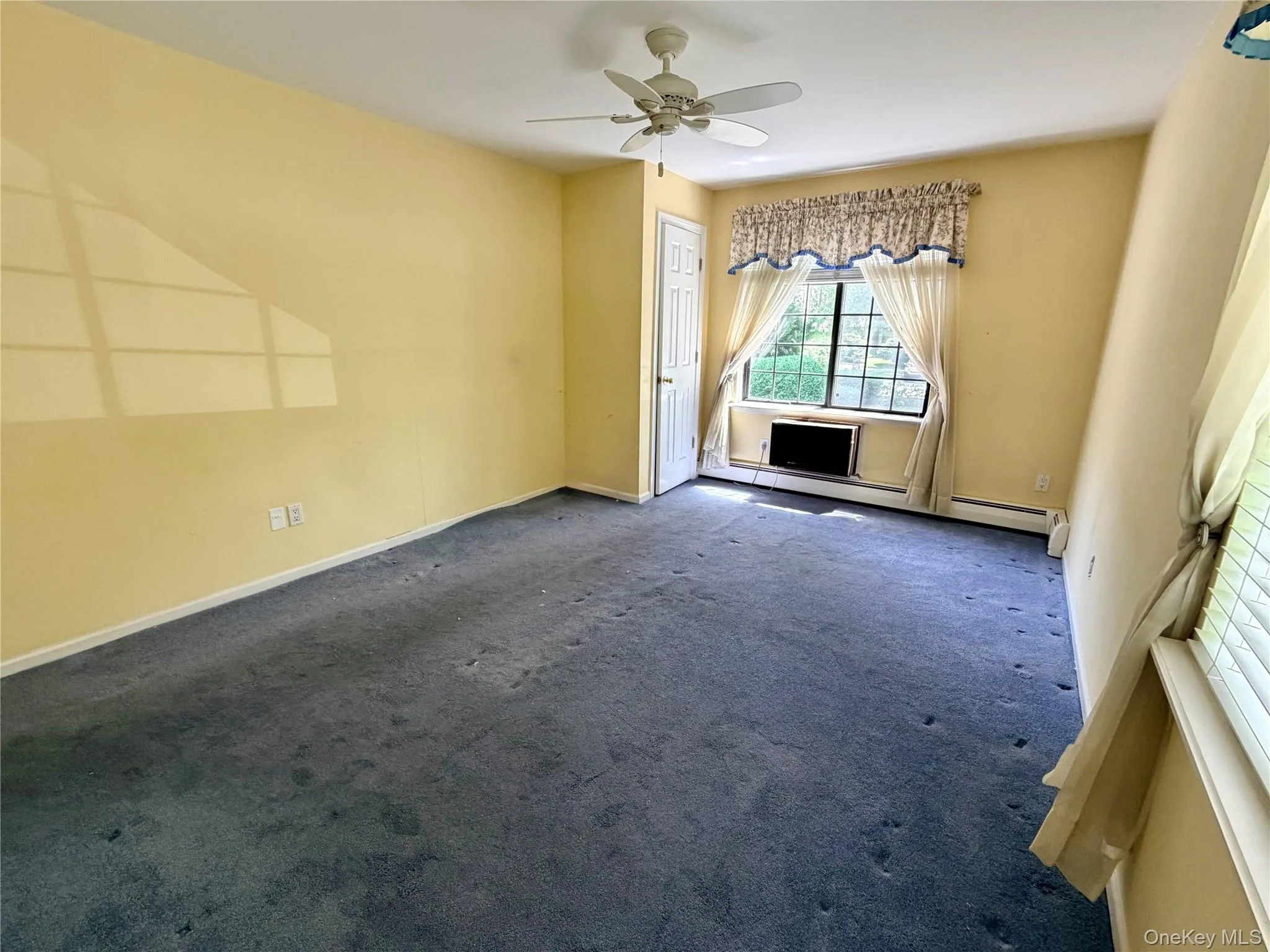 20 Foxwood Drive, Mount Pleasant, NY, 1 Bedroom Bedrooms, 5 Rooms Rooms,1 BathroomBathrooms,Residential,For Rent,Foxwood,0,KEY1013700 20 Foxwood Drive, Mount Pleasant, NY, 1 Bedroom Bedrooms, 5 Rooms Rooms,1 BathroomBathrooms,Residential,For Rent,Foxwood,0,KEY1013700