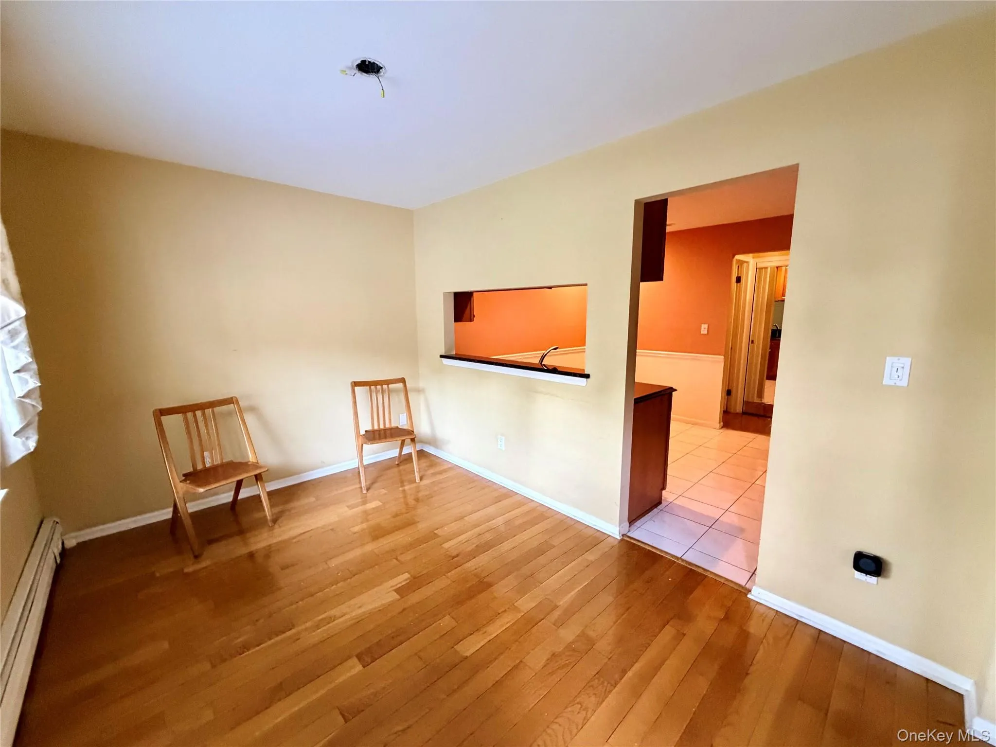 20 Foxwood Drive, Mount Pleasant, NY, 1 Bedroom Bedrooms, 5 Rooms Rooms,1 BathroomBathrooms,Residential,For Rent,Foxwood,0,KEY1013700 20 Foxwood Drive, Mount Pleasant, NY, 1 Bedroom Bedrooms, 5 Rooms Rooms,1 BathroomBathrooms,Residential,For Rent,Foxwood,0,KEY1013700