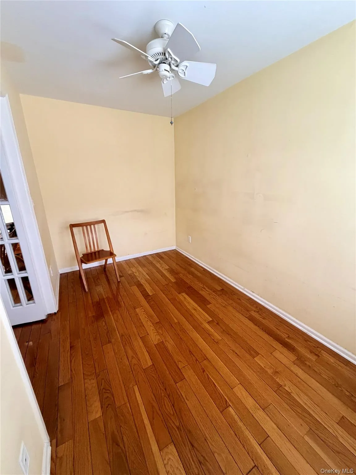 20 Foxwood Drive, Mount Pleasant, NY, 1 Bedroom Bedrooms, 5 Rooms Rooms,1 BathroomBathrooms,Residential,For Rent,Foxwood,0,KEY1013700 20 Foxwood Drive, Mount Pleasant, NY, 1 Bedroom Bedrooms, 5 Rooms Rooms,1 BathroomBathrooms,Residential,For Rent,Foxwood,0,KEY1013700