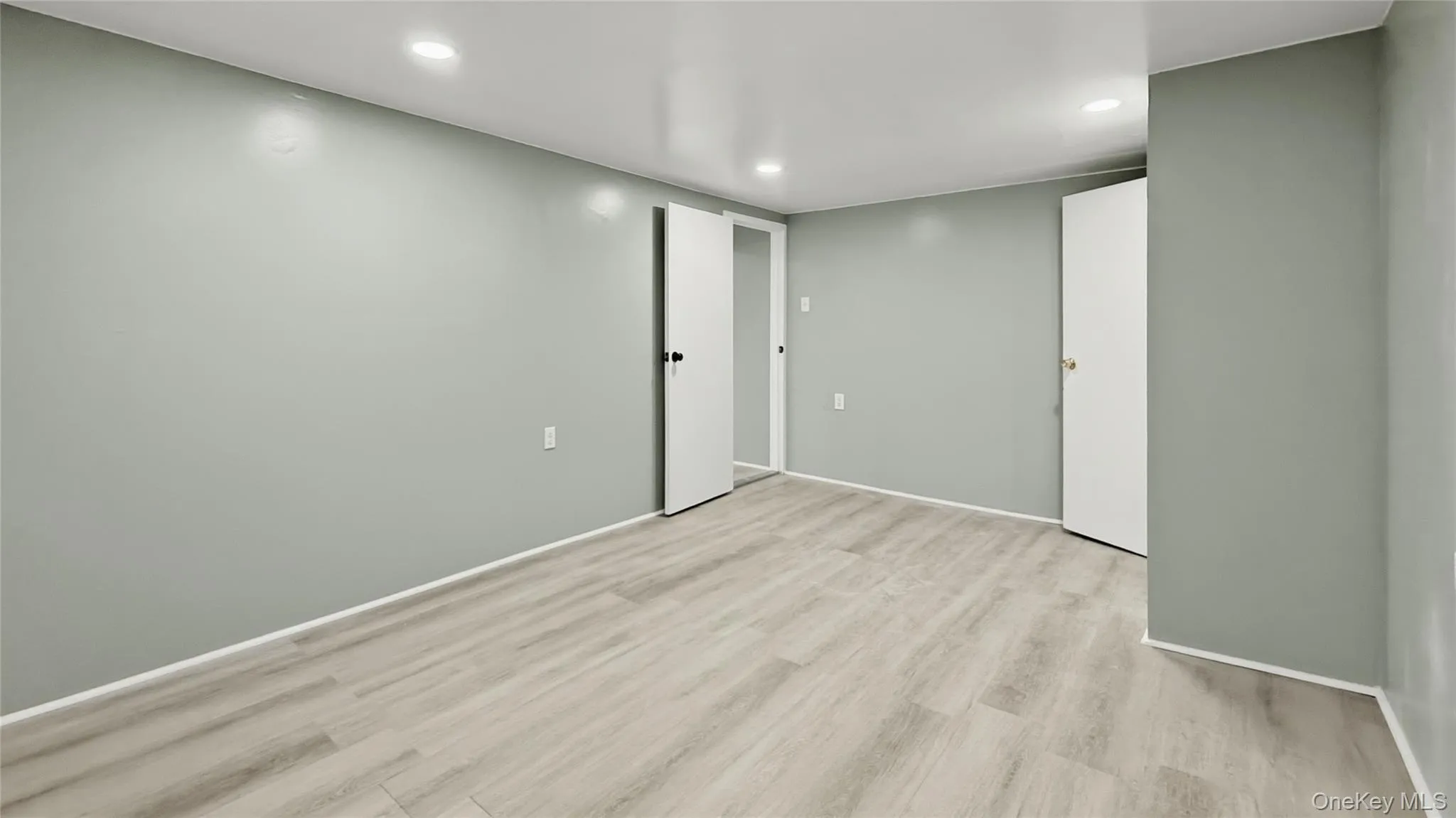 429 3rd Avenue, Mount Vernon, NY, 1 Bedroom Bedrooms, 3 Rooms Rooms,1 BathroomBathrooms,Residential Lease,For Rent,3rd,0,1013701 429 3rd Avenue, Mount Vernon, NY, 1 Bedroom Bedrooms, 3 Rooms Rooms,1 BathroomBathrooms,Residential Lease,For Rent,3rd,0,1013701