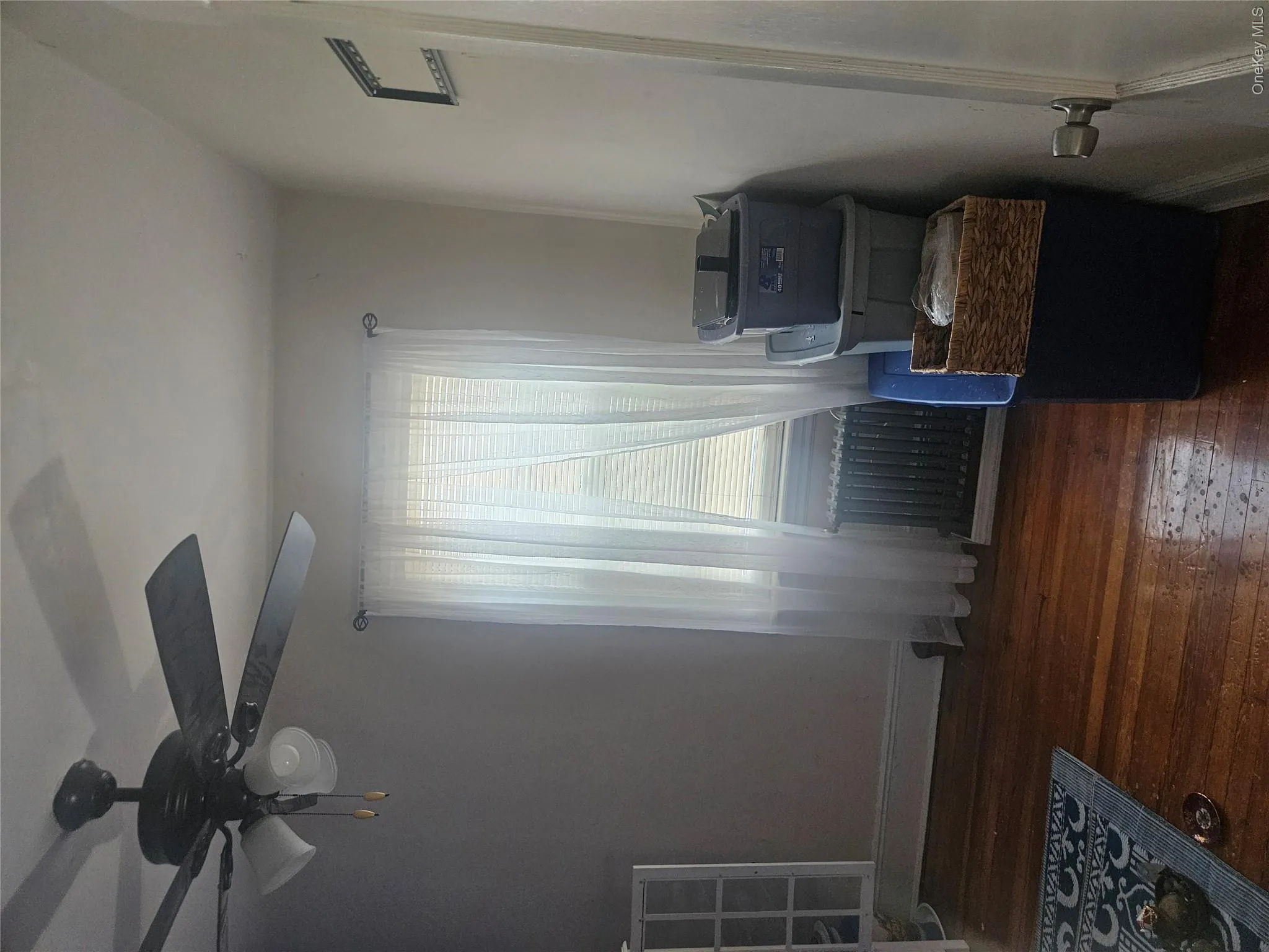 221-30 103rd Avenue, New York, NY, 3 Bedrooms Bedrooms, 9 Rooms Rooms,1 BathroomBathrooms,Residential,For Rent,103rd,0,1013702 221-30 103rd Avenue, New York, NY, 3 Bedrooms Bedrooms, 9 Rooms Rooms,1 BathroomBathrooms,Residential,For Rent,103rd,0,1013702
