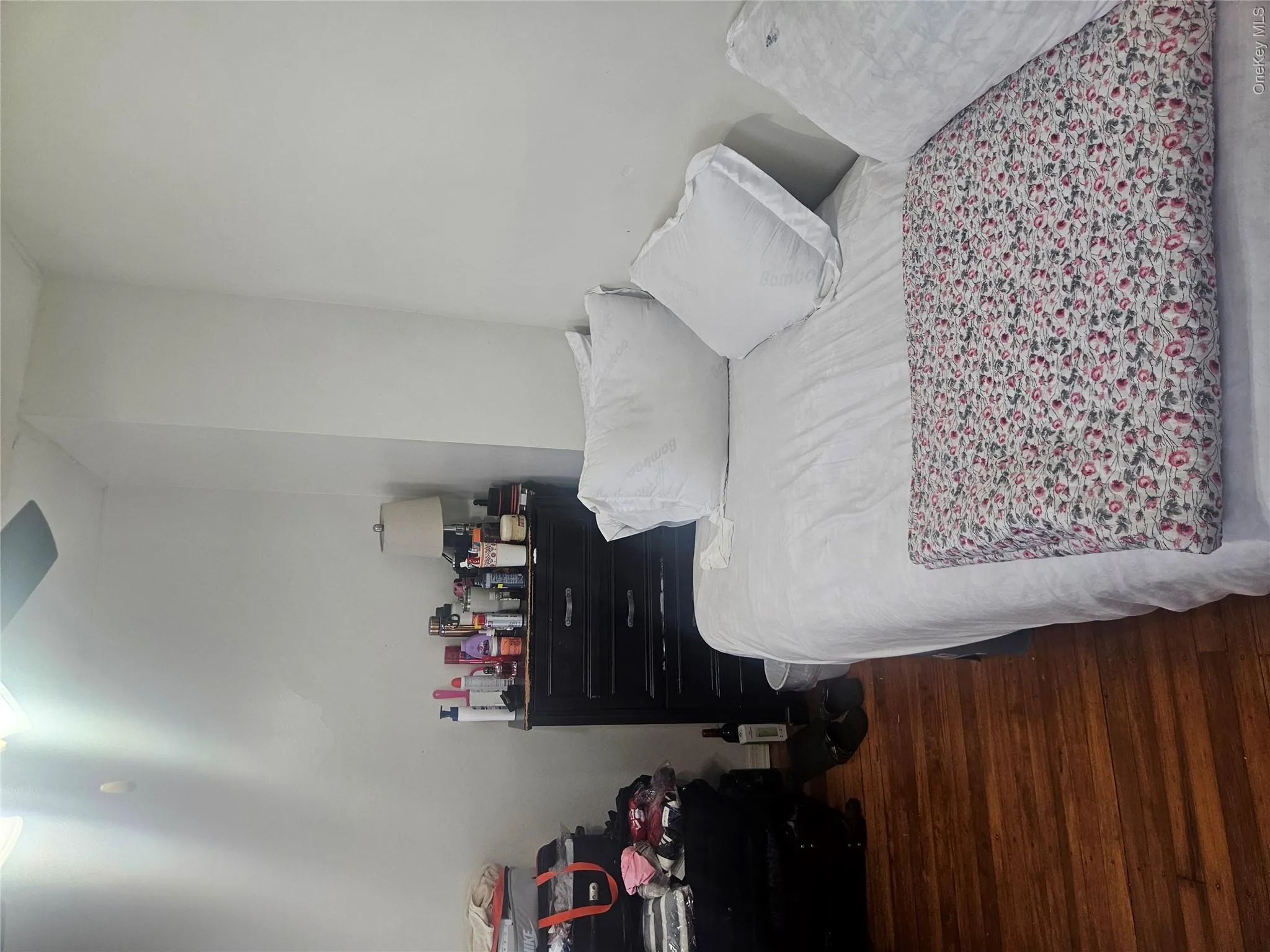 221-30 103rd Avenue, New York, NY, 3 Bedrooms Bedrooms, 9 Rooms Rooms,1 BathroomBathrooms,Residential,For Rent,103rd,0,1013702 221-30 103rd Avenue, New York, NY, 3 Bedrooms Bedrooms, 9 Rooms Rooms,1 BathroomBathrooms,Residential,For Rent,103rd,0,1013702