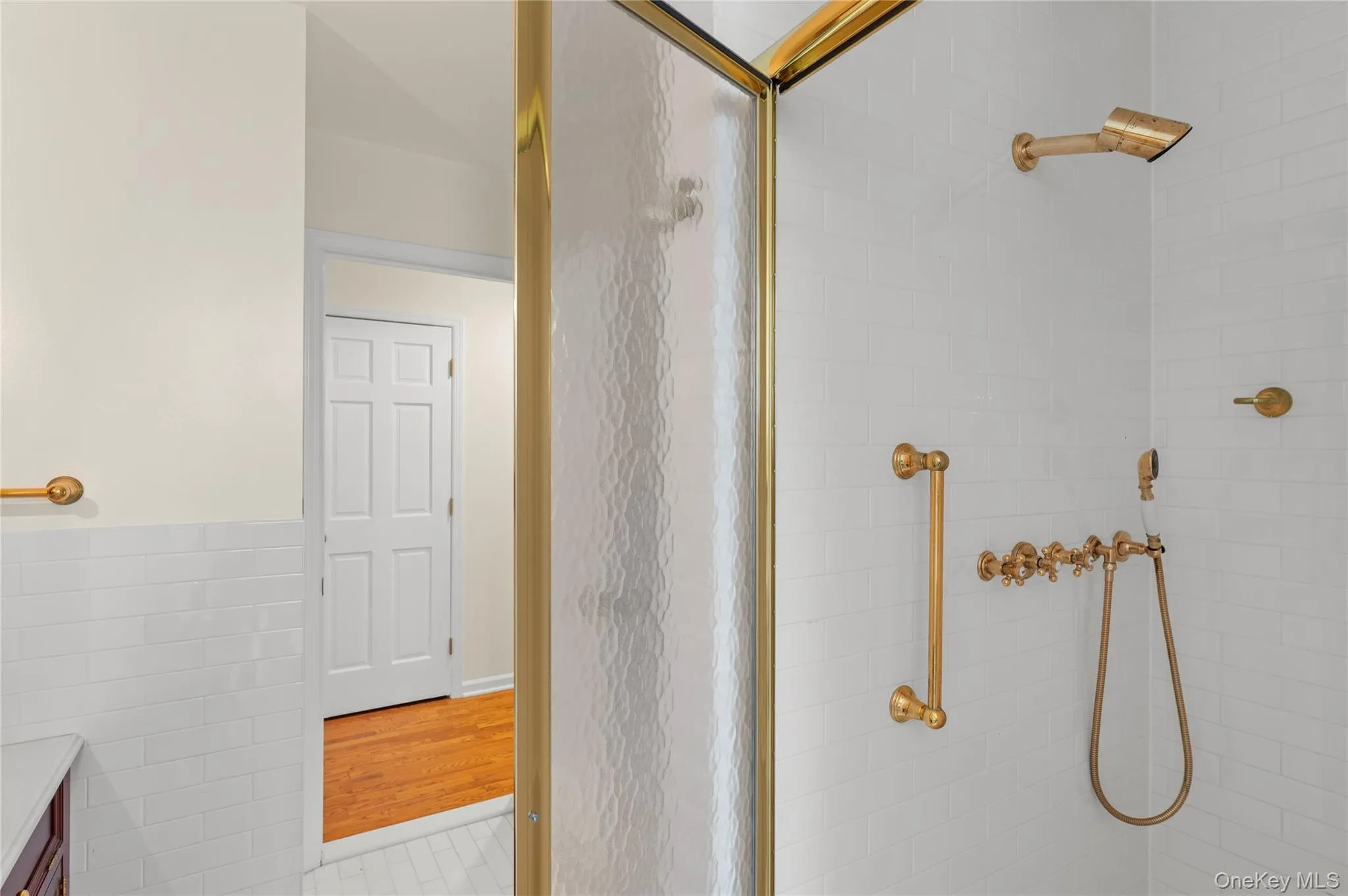 102 Birchwood Avenue, Clarkstown, NY, 6 Bedrooms Bedrooms, 16 Rooms Rooms,3 BathroomsBathrooms,Residential,For Rent,Birchwood,0,1013711 102 Birchwood Avenue, Clarkstown, NY, 6 Bedrooms Bedrooms, 16 Rooms Rooms,3 BathroomsBathrooms,Residential,For Rent,Birchwood,0,1013711