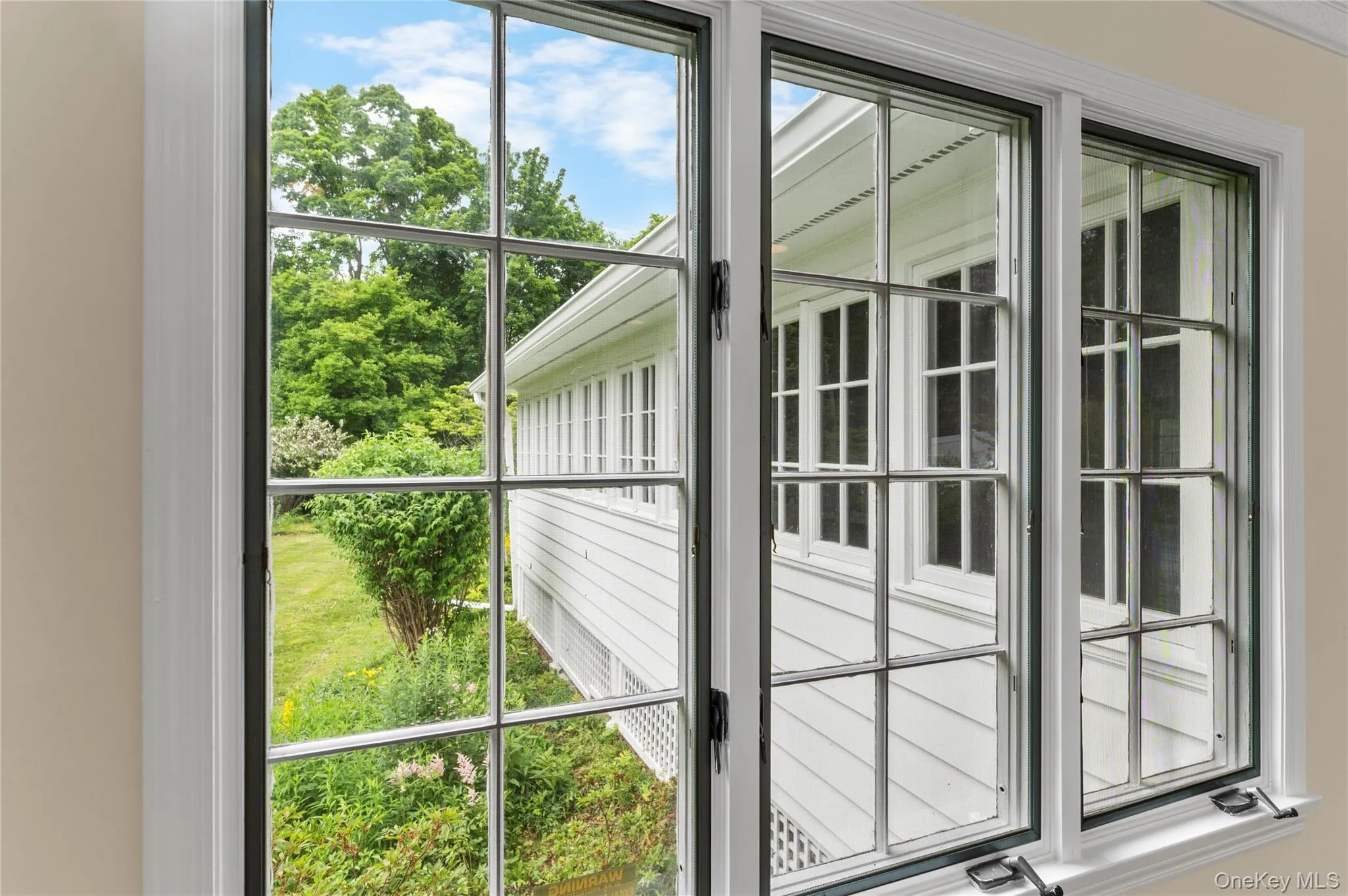 102 Birchwood Avenue, Clarkstown, NY, 6 Bedrooms Bedrooms, 16 Rooms Rooms,3 BathroomsBathrooms,Residential,For Rent,Birchwood,0,1013711 102 Birchwood Avenue, Clarkstown, NY, 6 Bedrooms Bedrooms, 16 Rooms Rooms,3 BathroomsBathrooms,Residential,For Rent,Birchwood,0,1013711