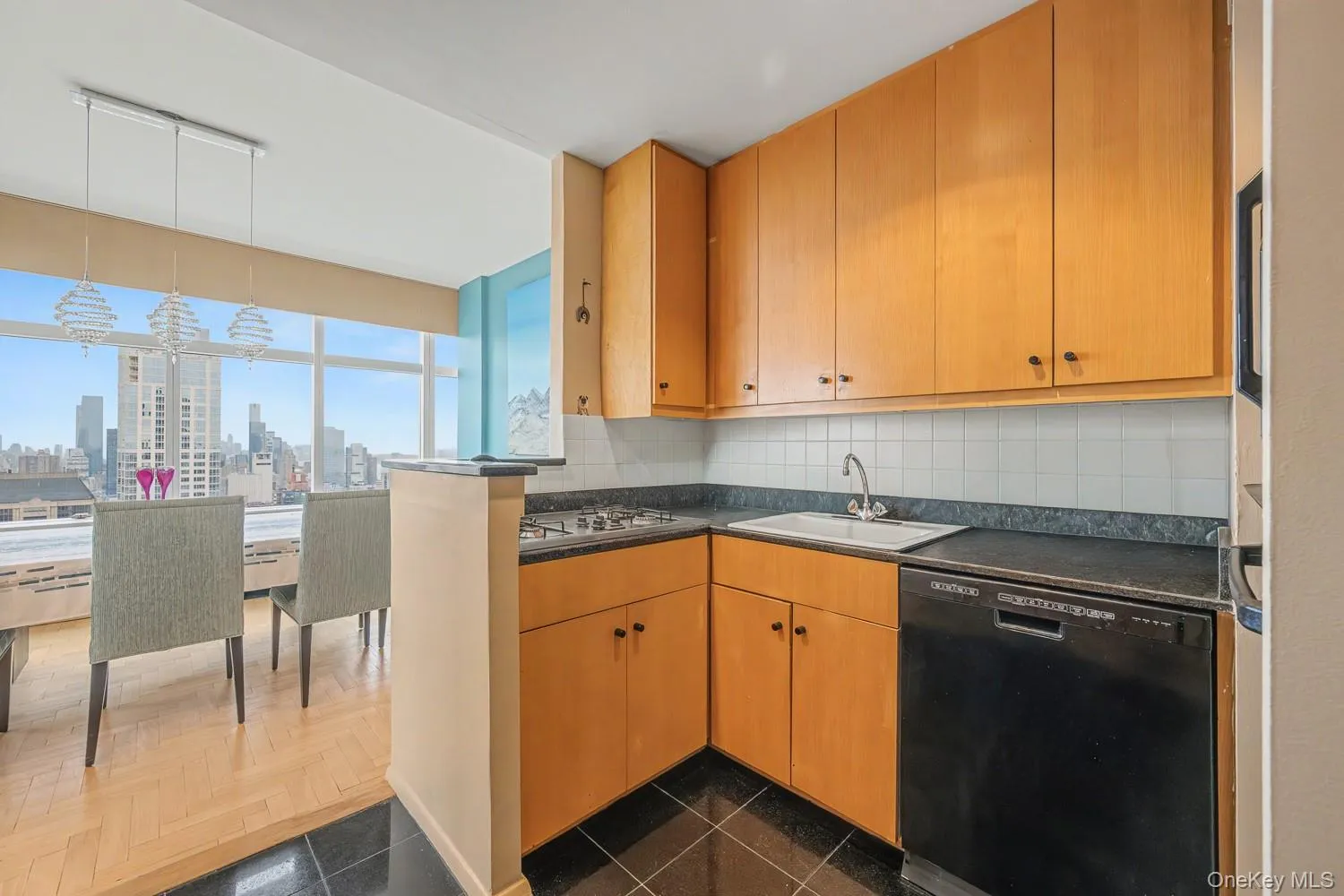 160 66th Street, New York, NY, 3 Bedrooms Bedrooms, 6 Rooms Rooms,3 BathroomsBathrooms,Residential,For Rent,66th,0,1013714 160 66th Street, New York, NY, 3 Bedrooms Bedrooms, 6 Rooms Rooms,3 BathroomsBathrooms,Residential,For Rent,66th,0,1013714