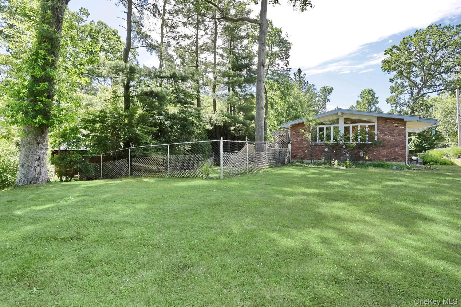 16 Heather Lane, Clarkstown, NY, 3 Bedrooms Bedrooms, 6 Rooms Rooms,2 BathroomsBathrooms,Residential,For Rent,Heather,0,KEY1013716 16 Heather Lane, Clarkstown, NY, 3 Bedrooms Bedrooms, 6 Rooms Rooms,2 BathroomsBathrooms,Residential,For Rent,Heather,0,KEY1013716