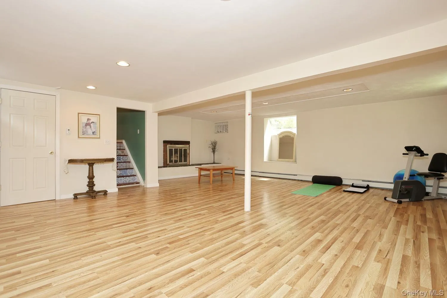 16 Heather Lane, Clarkstown, NY, 3 Bedrooms Bedrooms, 6 Rooms Rooms,2 BathroomsBathrooms,Residential,For Rent,Heather,0,KEY1013716 16 Heather Lane, Clarkstown, NY, 3 Bedrooms Bedrooms, 6 Rooms Rooms,2 BathroomsBathrooms,Residential,For Rent,Heather,0,KEY1013716