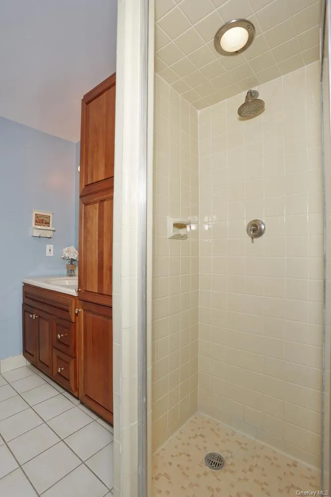 16 Heather Lane, Clarkstown, NY, 3 Bedrooms Bedrooms, 6 Rooms Rooms,2 BathroomsBathrooms,Residential,For Rent,Heather,0,KEY1013716 16 Heather Lane, Clarkstown, NY, 3 Bedrooms Bedrooms, 6 Rooms Rooms,2 BathroomsBathrooms,Residential,For Rent,Heather,0,KEY1013716