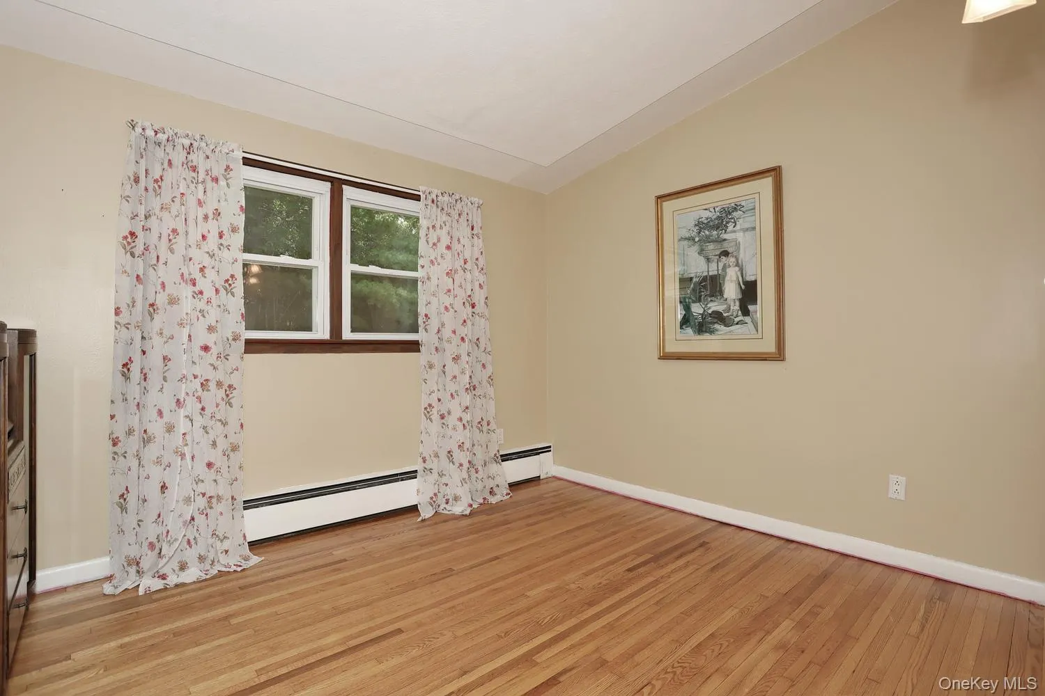 16 Heather Lane, Clarkstown, NY, 3 Bedrooms Bedrooms, 6 Rooms Rooms,2 BathroomsBathrooms,Residential,For Rent,Heather,0,KEY1013716 16 Heather Lane, Clarkstown, NY, 3 Bedrooms Bedrooms, 6 Rooms Rooms,2 BathroomsBathrooms,Residential,For Rent,Heather,0,KEY1013716