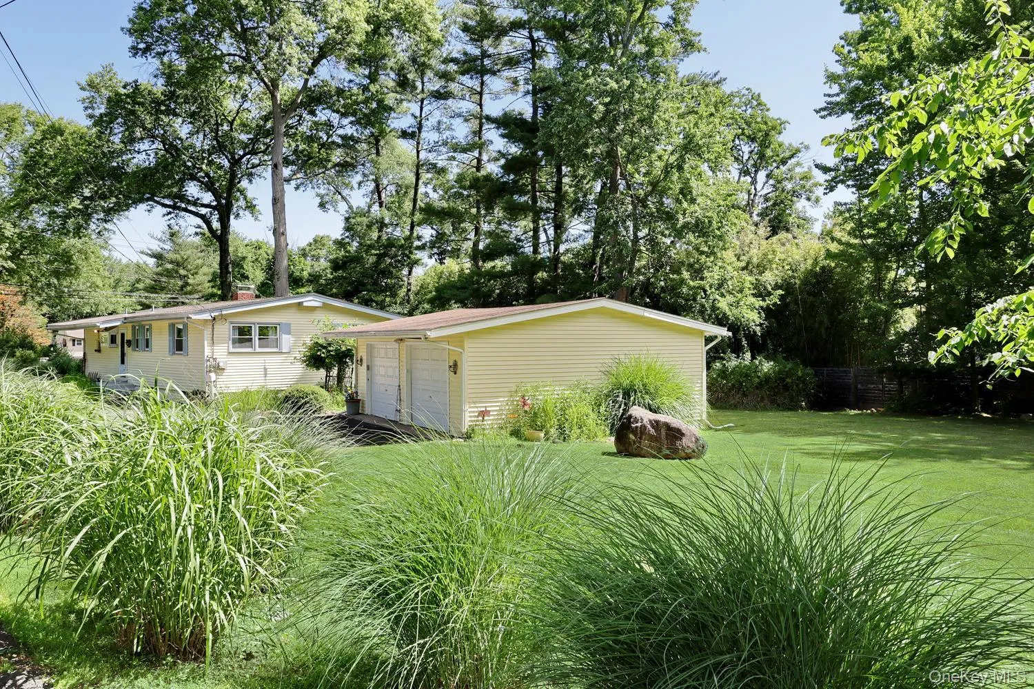 16 Heather Lane, Clarkstown, NY, 3 Bedrooms Bedrooms, 6 Rooms Rooms,2 BathroomsBathrooms,Residential,For Rent,Heather,0,KEY1013716 16 Heather Lane, Clarkstown, NY, 3 Bedrooms Bedrooms, 6 Rooms Rooms,2 BathroomsBathrooms,Residential,For Rent,Heather,0,KEY1013716