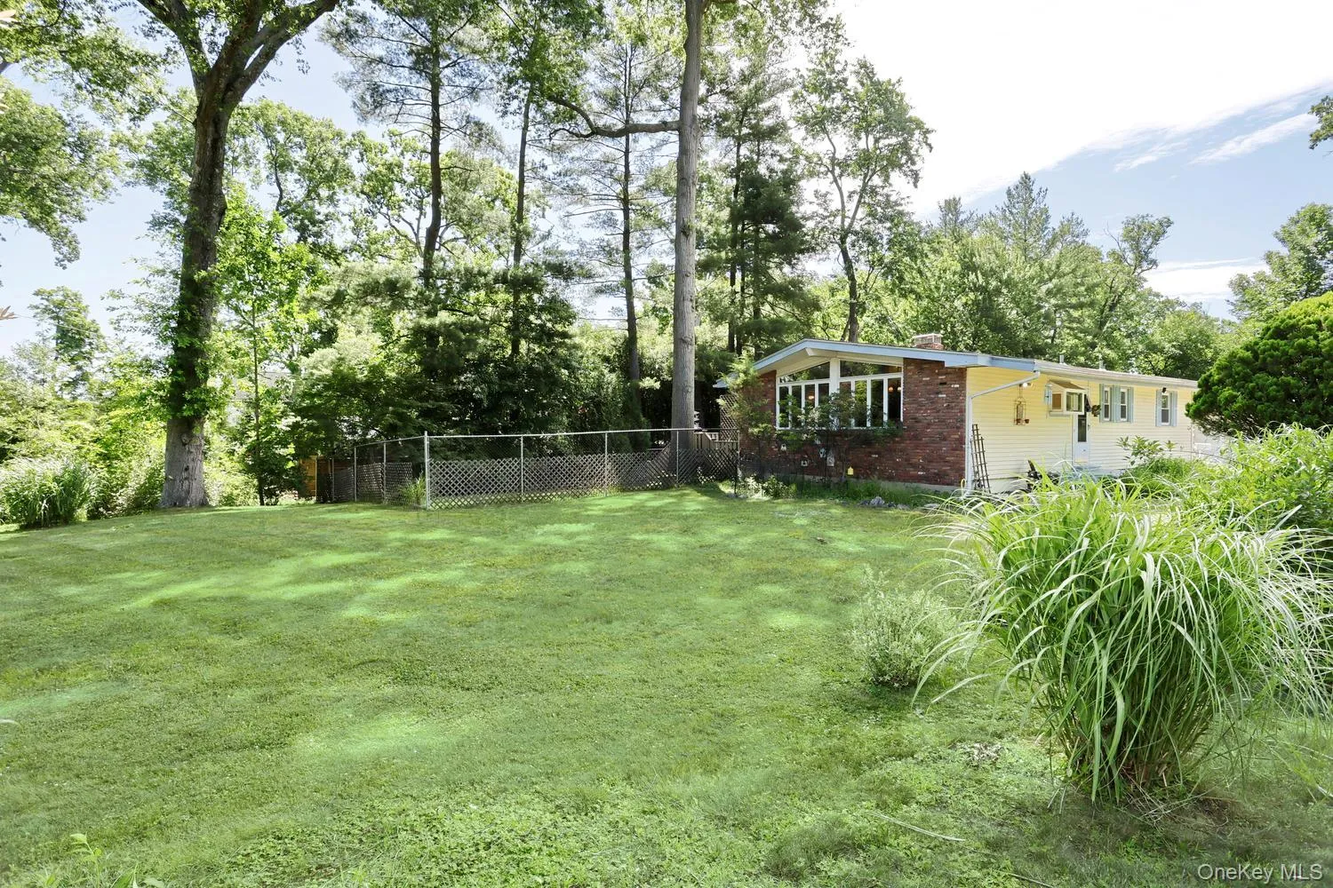 16 Heather Lane, Clarkstown, NY, 3 Bedrooms Bedrooms, 6 Rooms Rooms,2 BathroomsBathrooms,Residential,For Rent,Heather,0,KEY1013716 16 Heather Lane, Clarkstown, NY, 3 Bedrooms Bedrooms, 6 Rooms Rooms,2 BathroomsBathrooms,Residential,For Rent,Heather,0,KEY1013716