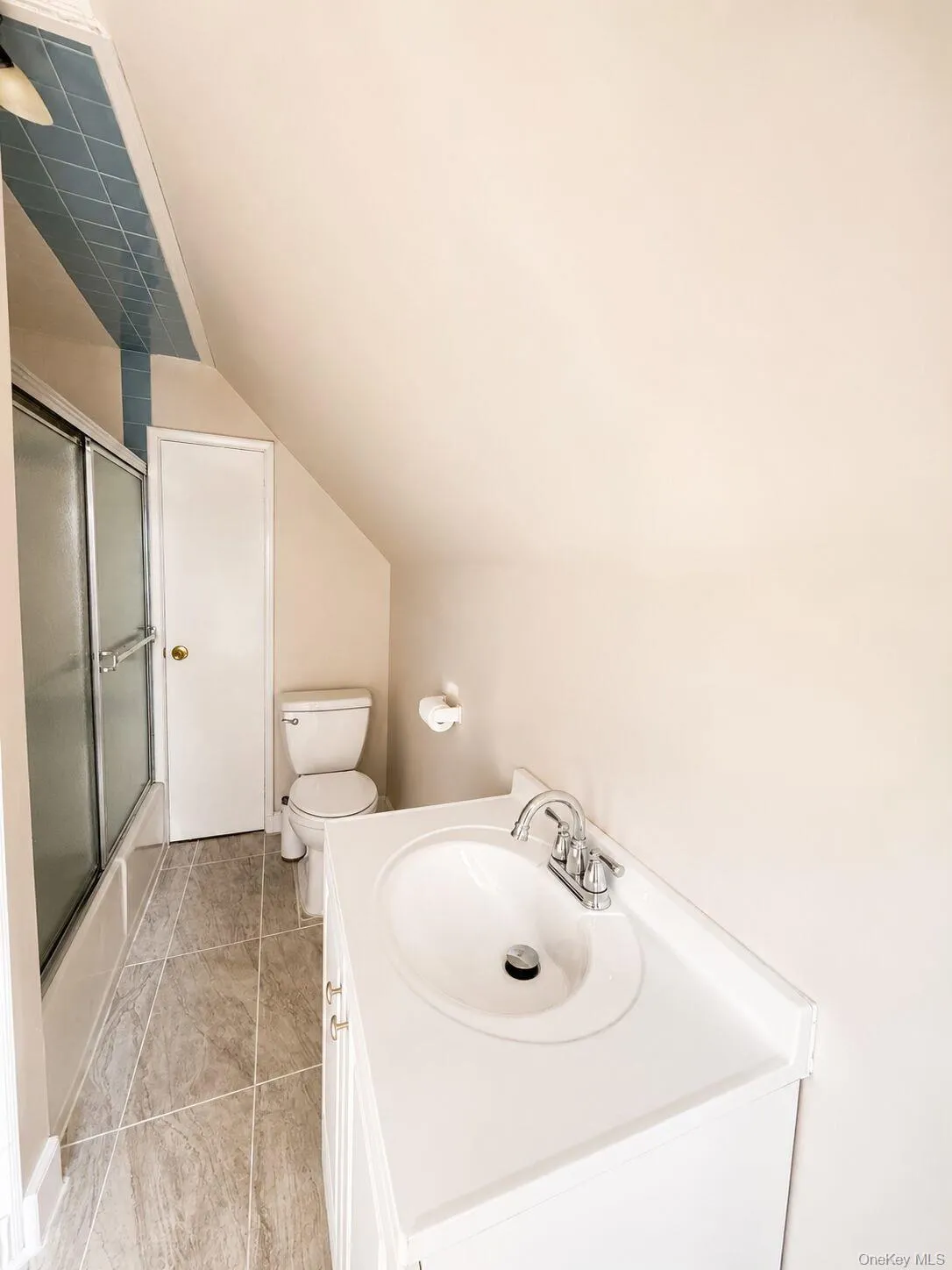 Bathroom Bathroom
