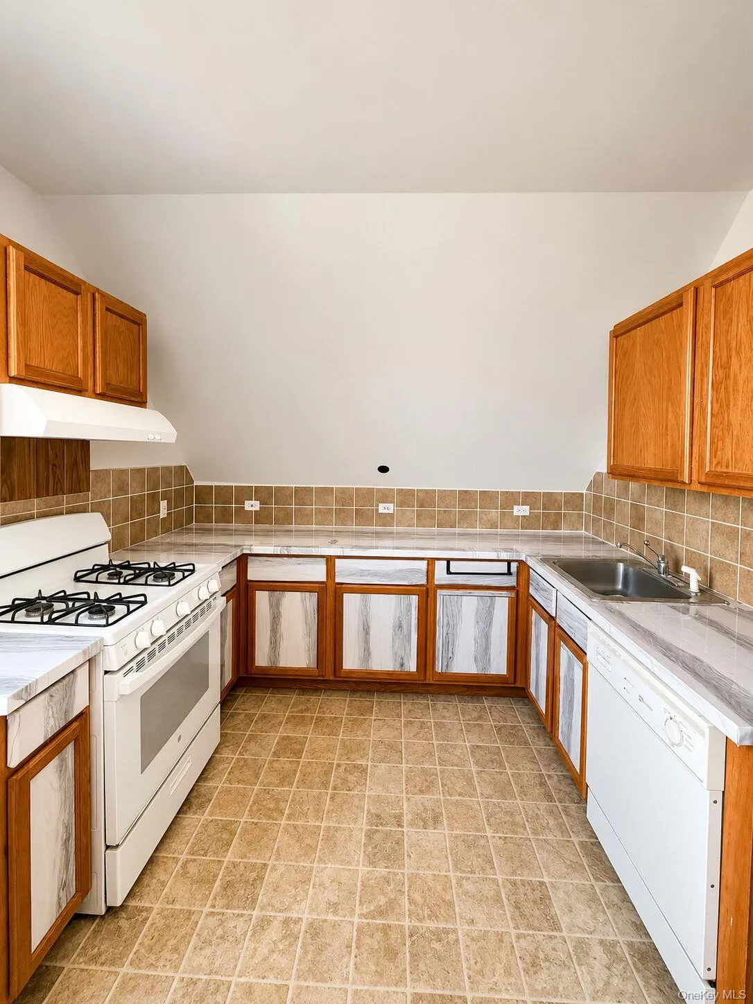 79 Division Street, New Rochelle, NY, 2 Bedrooms Bedrooms, 5 Rooms Rooms,1 BathroomBathrooms,Residential Lease,For Rent,Division,0,1013724 79 Division Street, New Rochelle, NY, 2 Bedrooms Bedrooms, 5 Rooms Rooms,1 BathroomBathrooms,Residential Lease,For Rent,Division,0,1013724