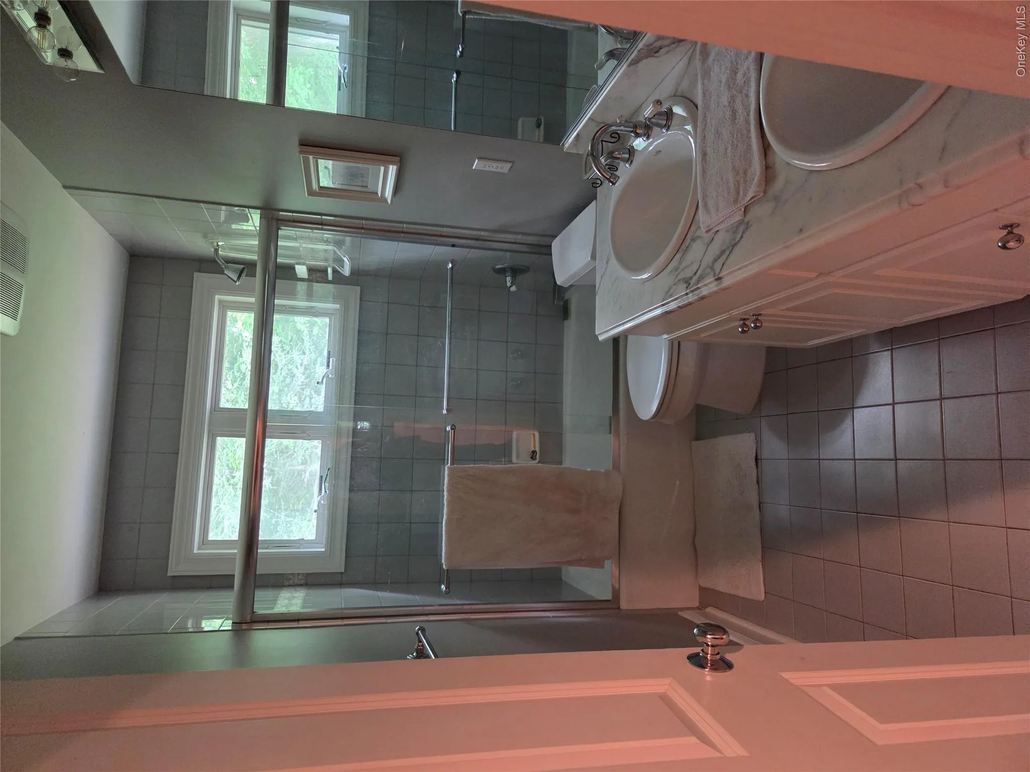Hall Bath Hall Bath