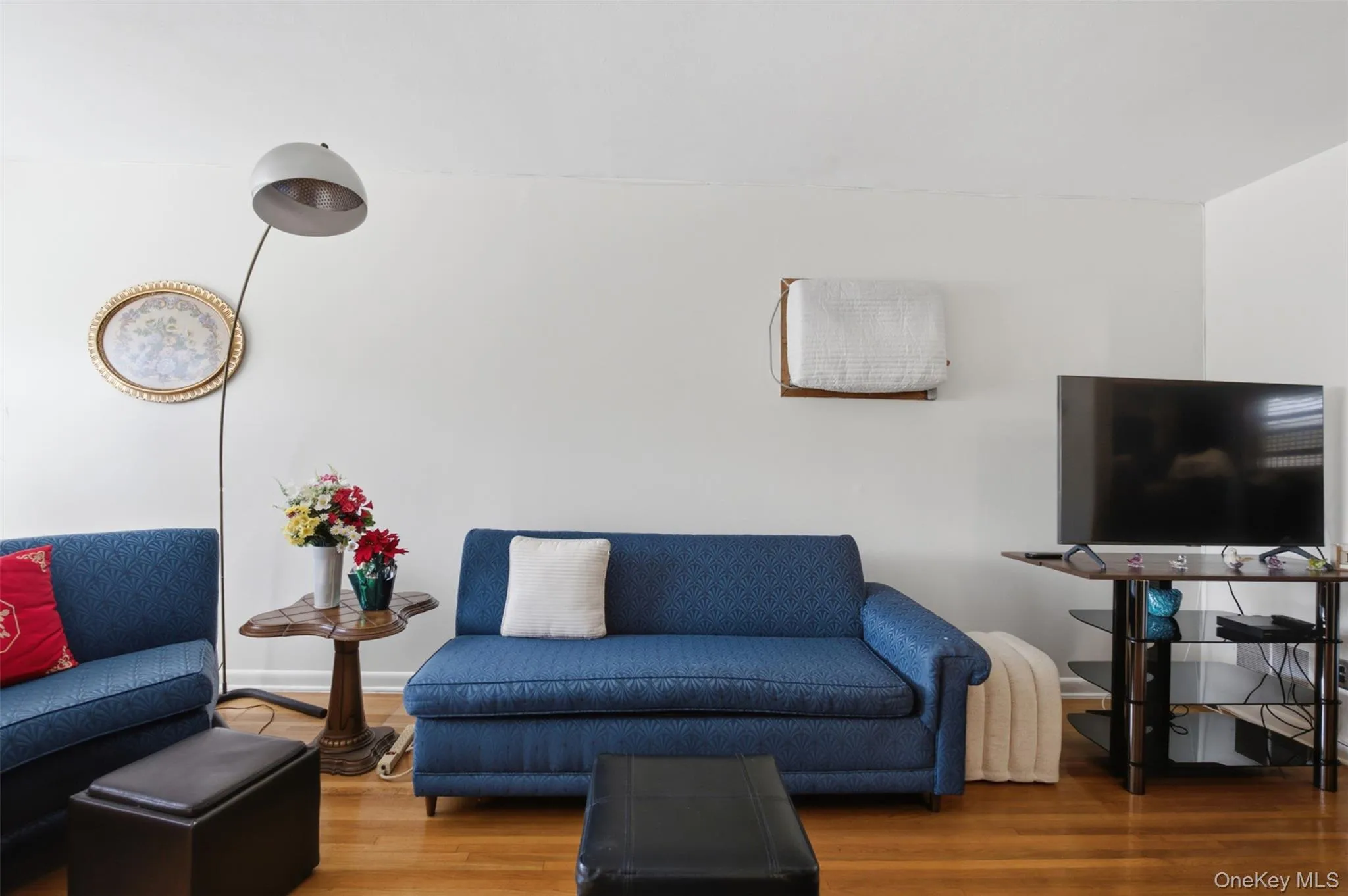 445 Olmstead Avenue, New York, NY, 4 Bedrooms Bedrooms, 6 Rooms Rooms,2 BathroomsBathrooms,Residential,For Rent,Olmstead,0,1013727 445 Olmstead Avenue, New York, NY, 4 Bedrooms Bedrooms, 6 Rooms Rooms,2 BathroomsBathrooms,Residential,For Rent,Olmstead,0,1013727