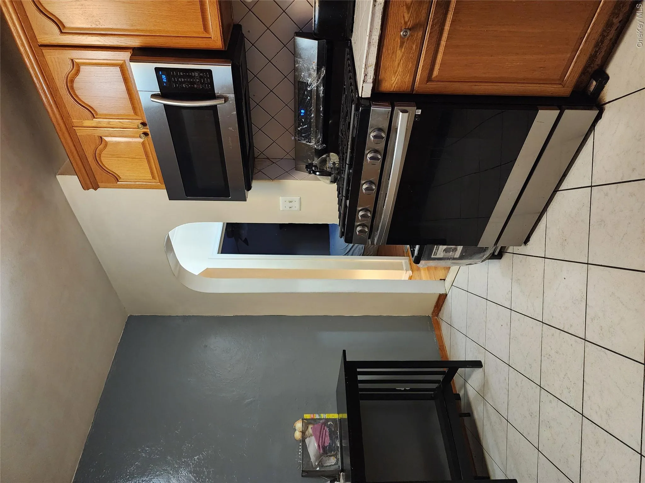 11942 238th Street, New York, NY, 3 Bedrooms Bedrooms, 6 Rooms Rooms,1 BathroomBathrooms,Residential,For Rent,238th,0,1013728 11942 238th Street, New York, NY, 3 Bedrooms Bedrooms, 6 Rooms Rooms,1 BathroomBathrooms,Residential,For Rent,238th,0,1013728