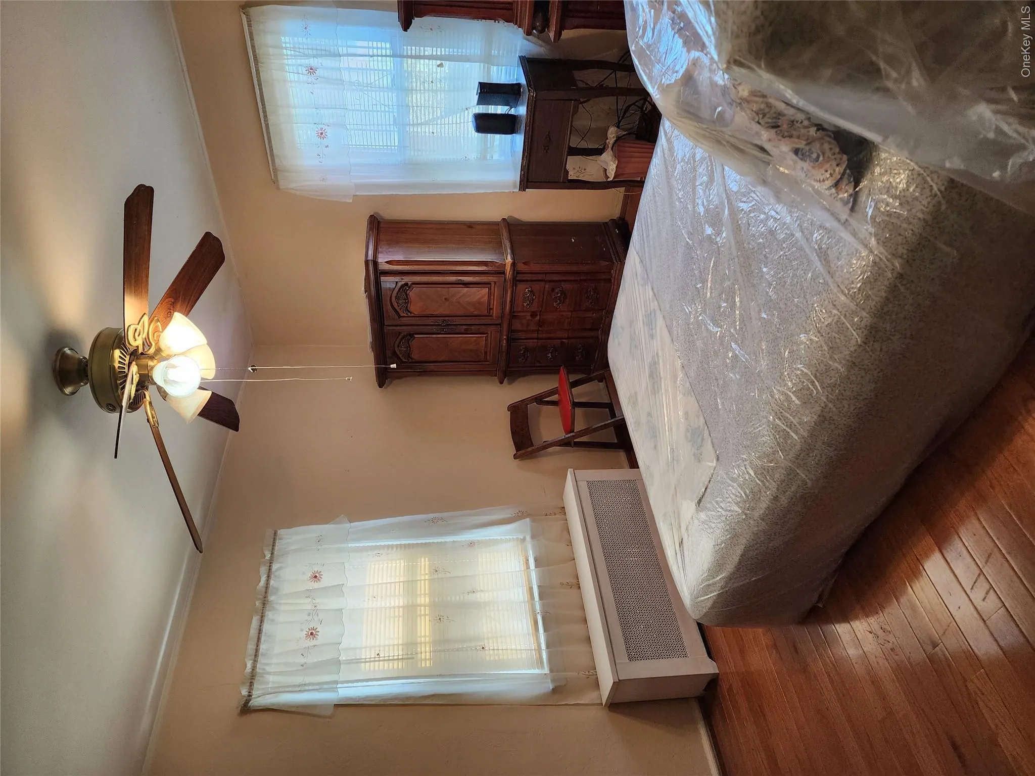 11942 238th Street, New York, NY, 3 Bedrooms Bedrooms, 6 Rooms Rooms,1 BathroomBathrooms,Residential,For Rent,238th,0,1013728 11942 238th Street, New York, NY, 3 Bedrooms Bedrooms, 6 Rooms Rooms,1 BathroomBathrooms,Residential,For Rent,238th,0,1013728