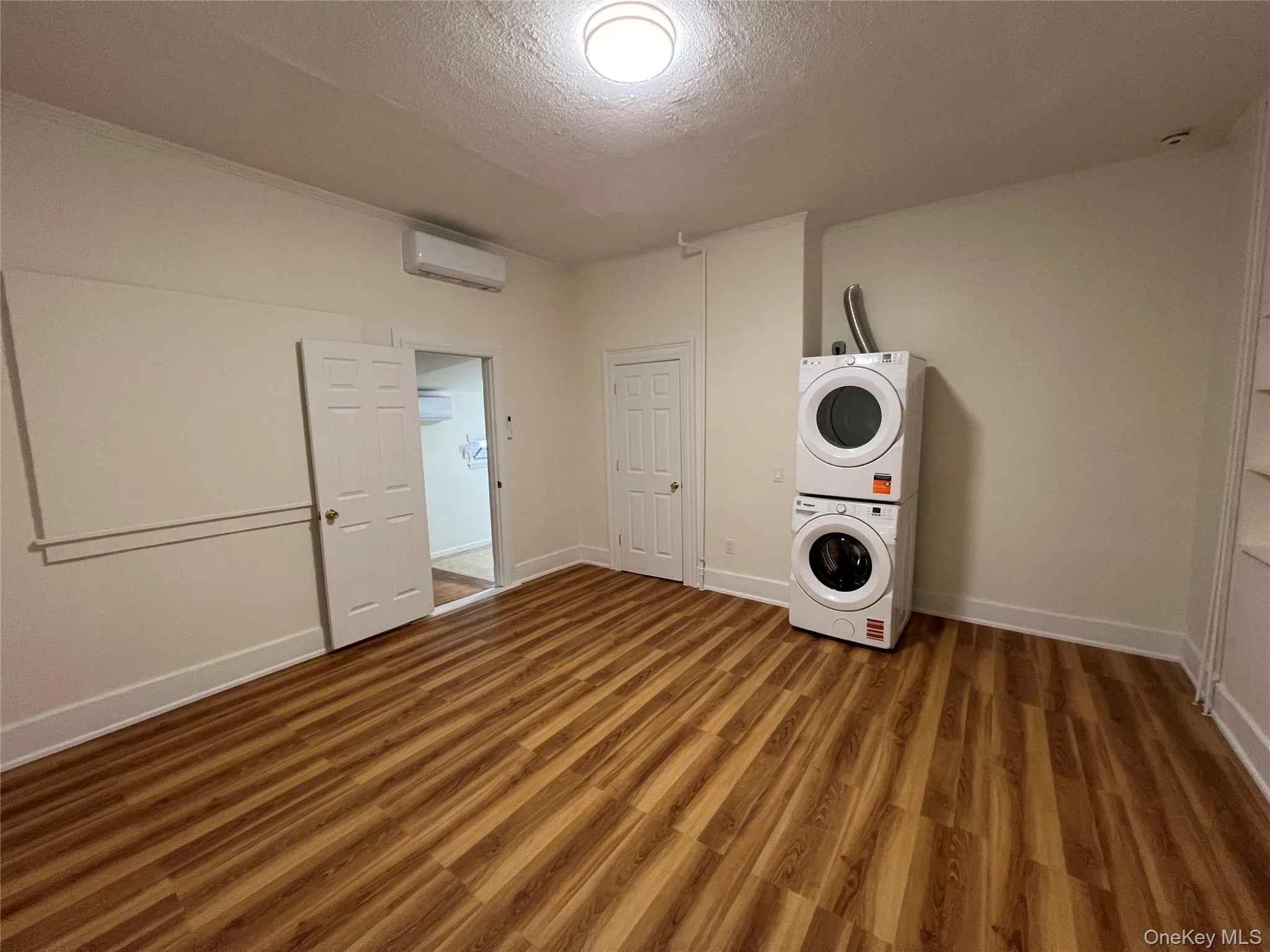 78 Bayville Avenue, Oyster Bay, NY, 1 Bedroom Bedrooms, 4 Rooms Rooms,1 BathroomBathrooms,Residential Lease,For Rent,Bayville,0,1013729 78 Bayville Avenue, Oyster Bay, NY, 1 Bedroom Bedrooms, 4 Rooms Rooms,1 BathroomBathrooms,Residential Lease,For Rent,Bayville,0,1013729